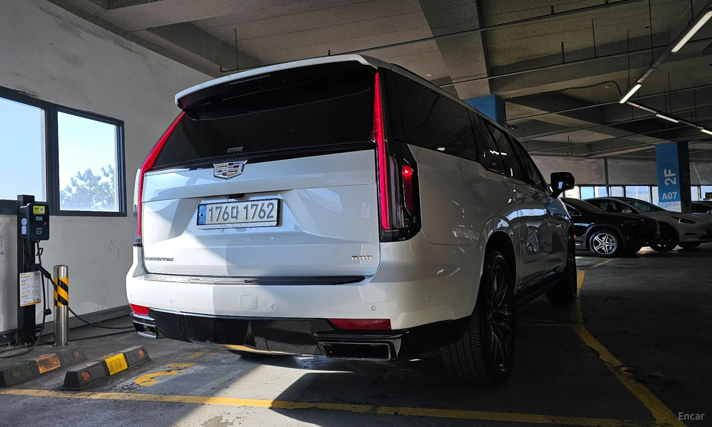 Cadillac Escalade 5th Generation превью 4