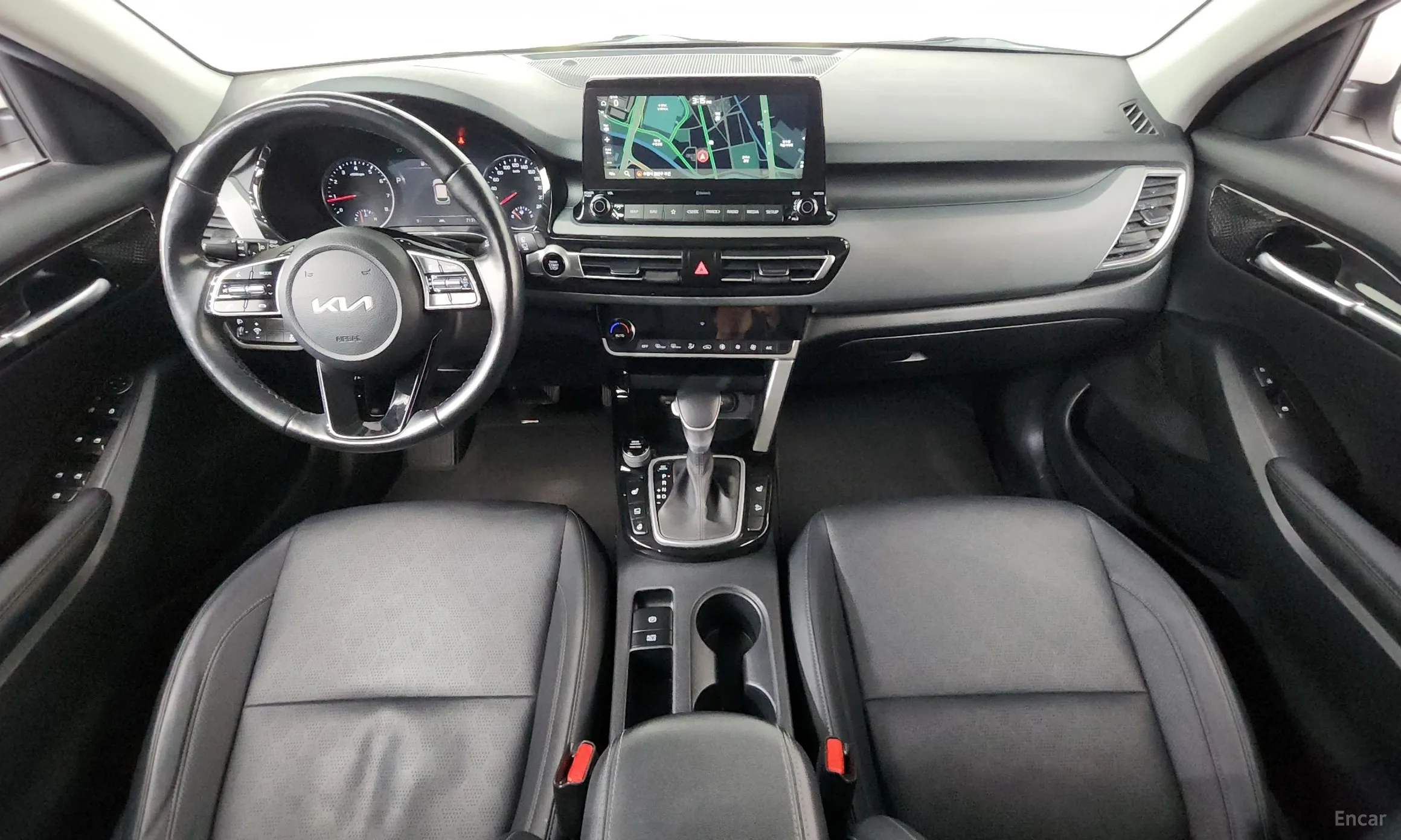 Kia Seltos превью 7