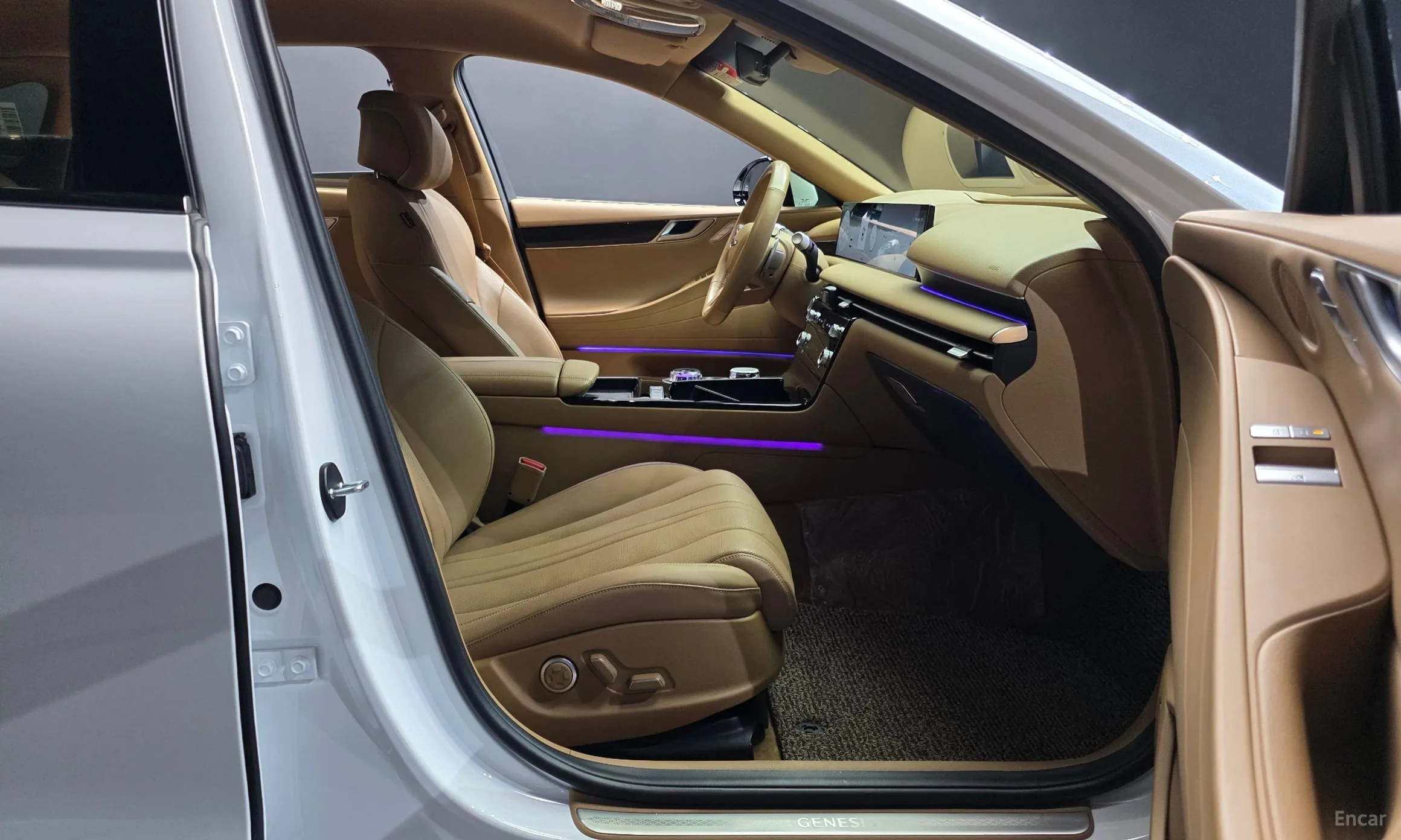 Genesis G80 (RG3) превью 10