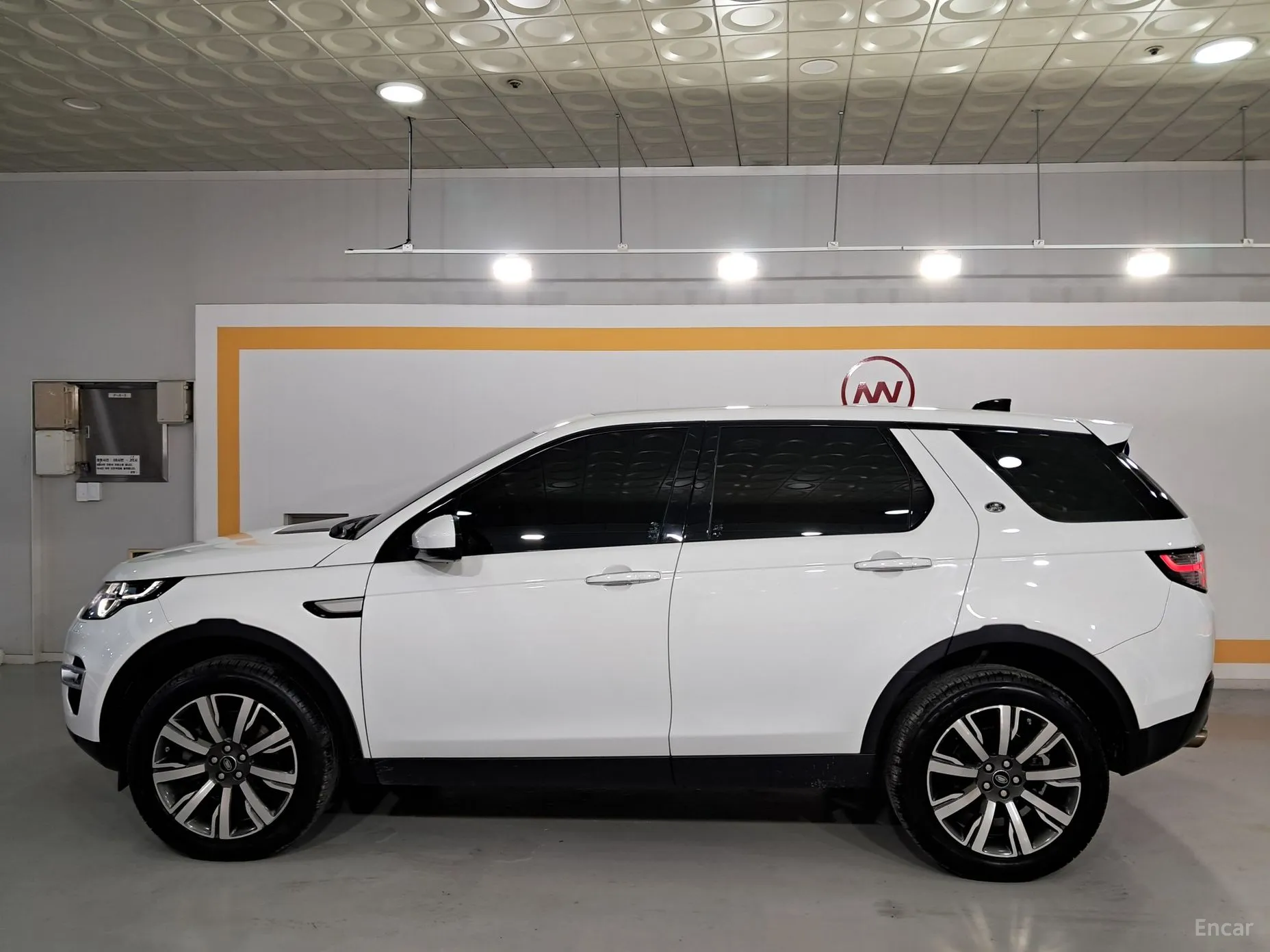 Land Rover Discovery Sports превью 6