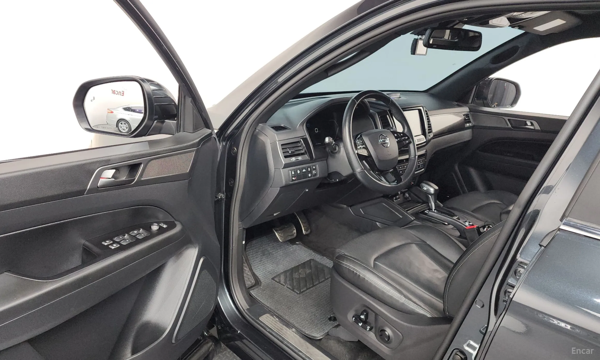 KG Mobility (SsangYong) Rexton Sports превью 10