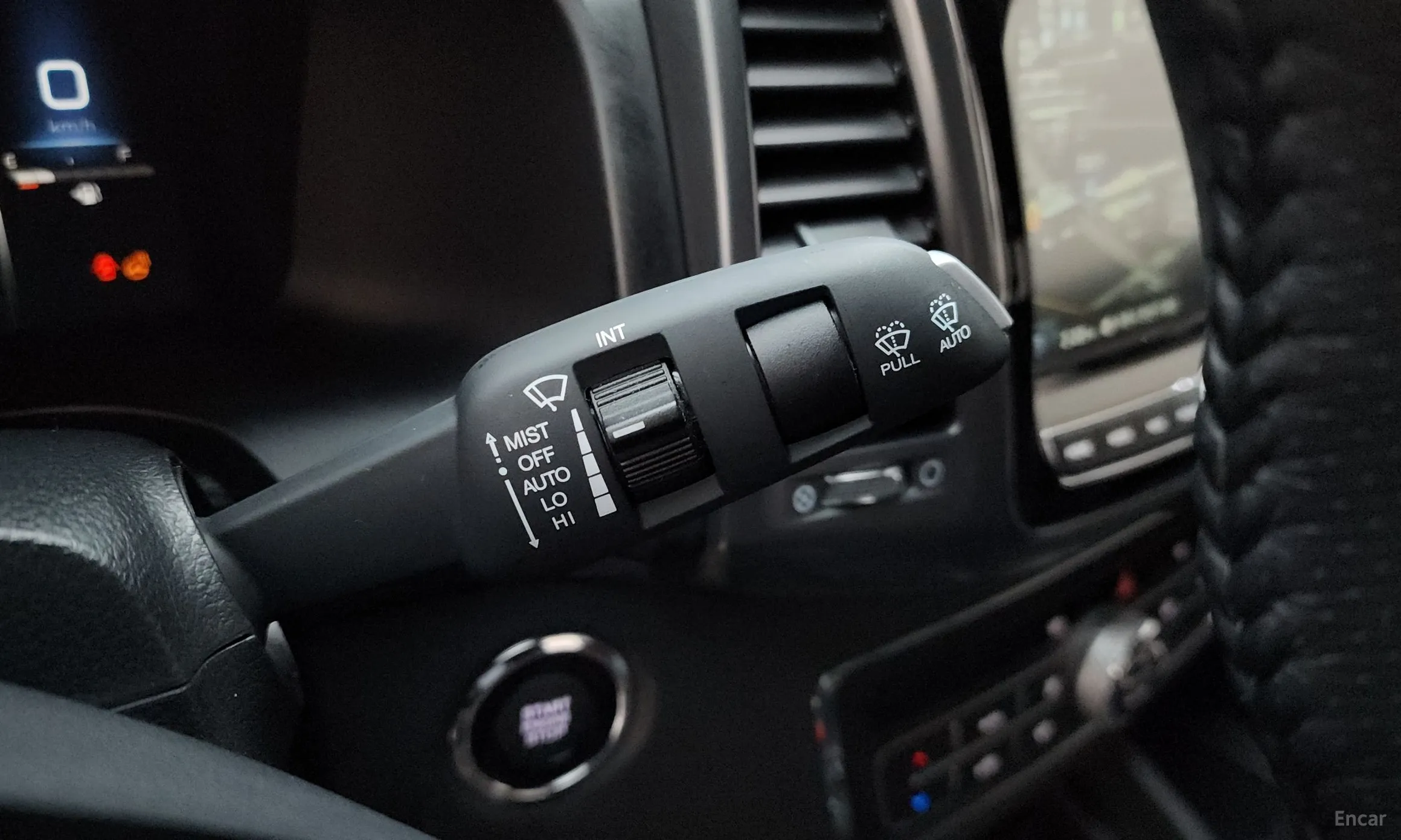 KG Mobility (SsangYong) Rexton Sports превью 14