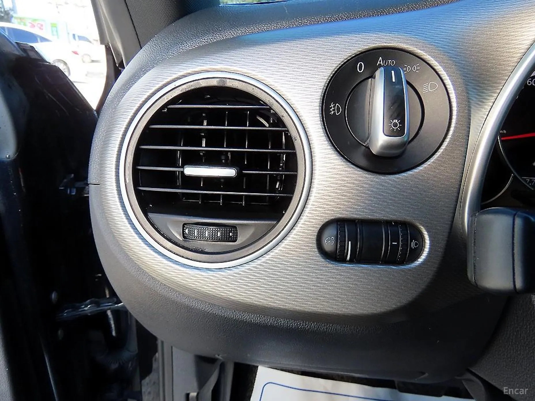Volkswagen The Beetle превью 12