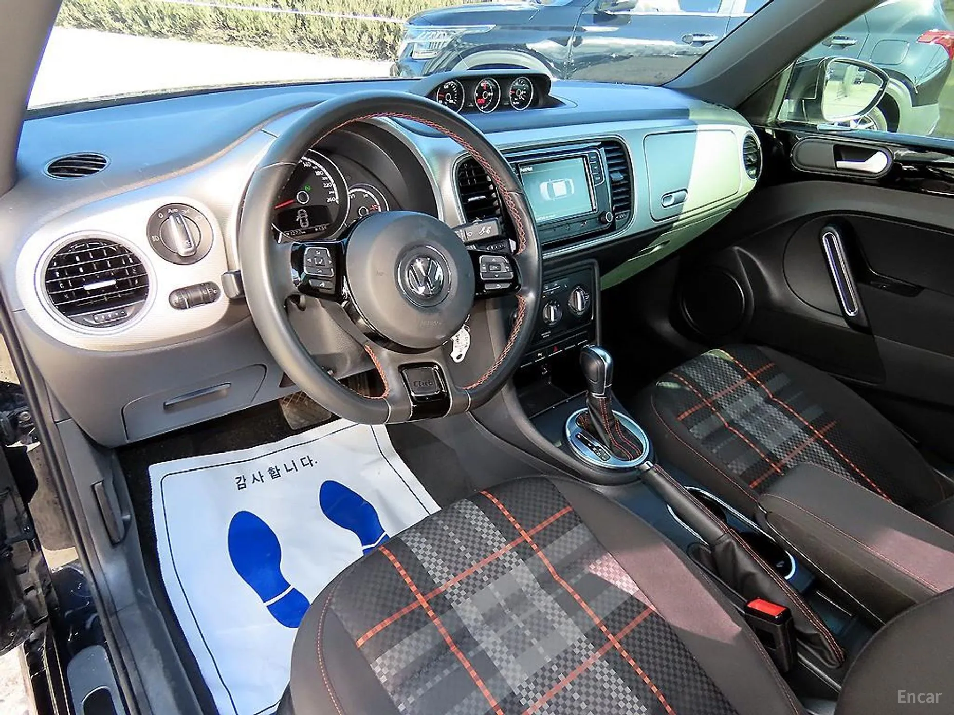 Volkswagen The Beetle превью 7
