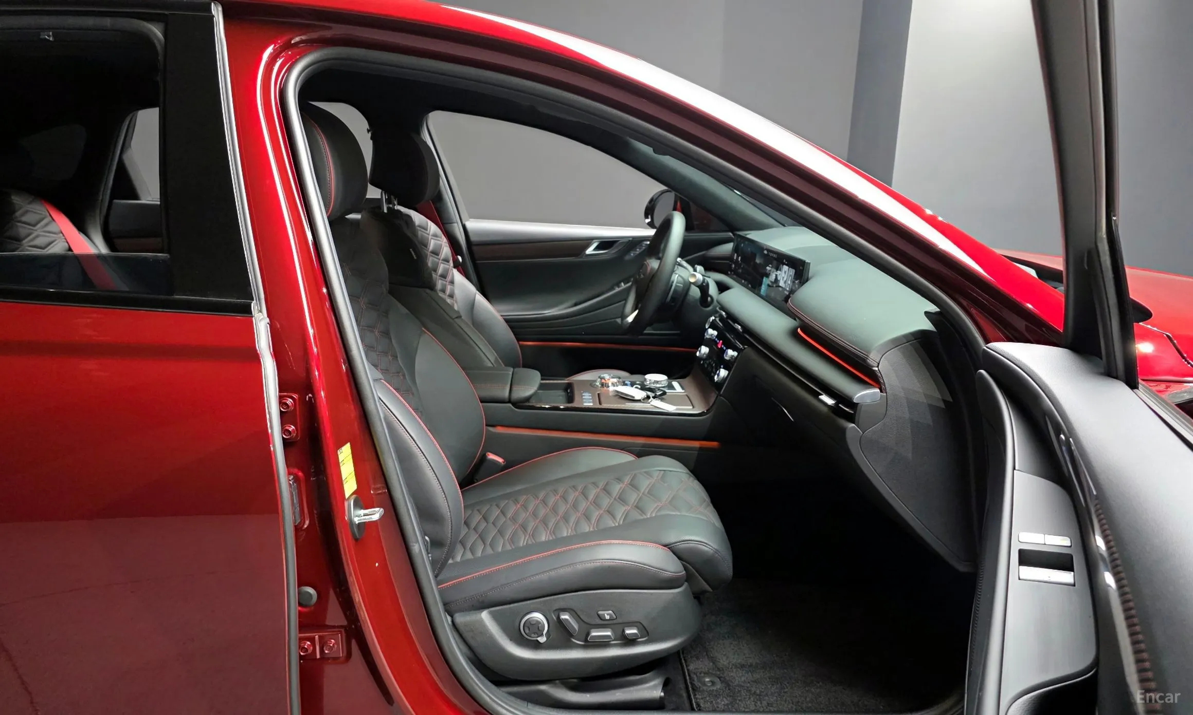 Genesis G80 (RG3) превью 10
