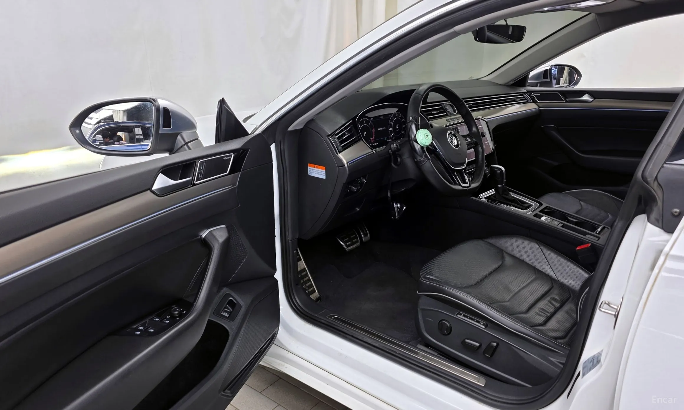Volkswagen Ateon превью 10