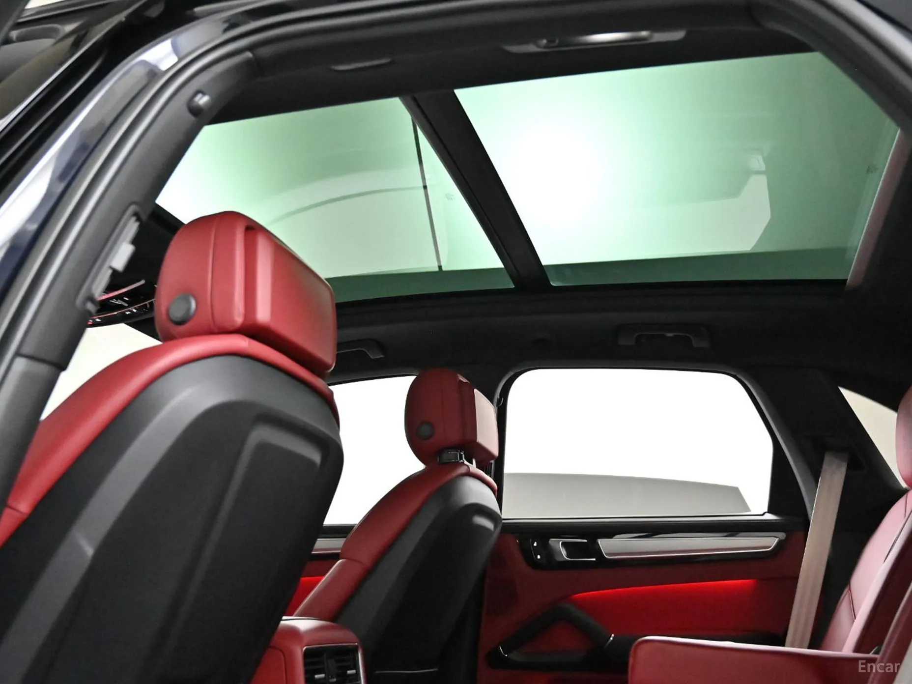Porsche Cayenne (PO536) превью 19
