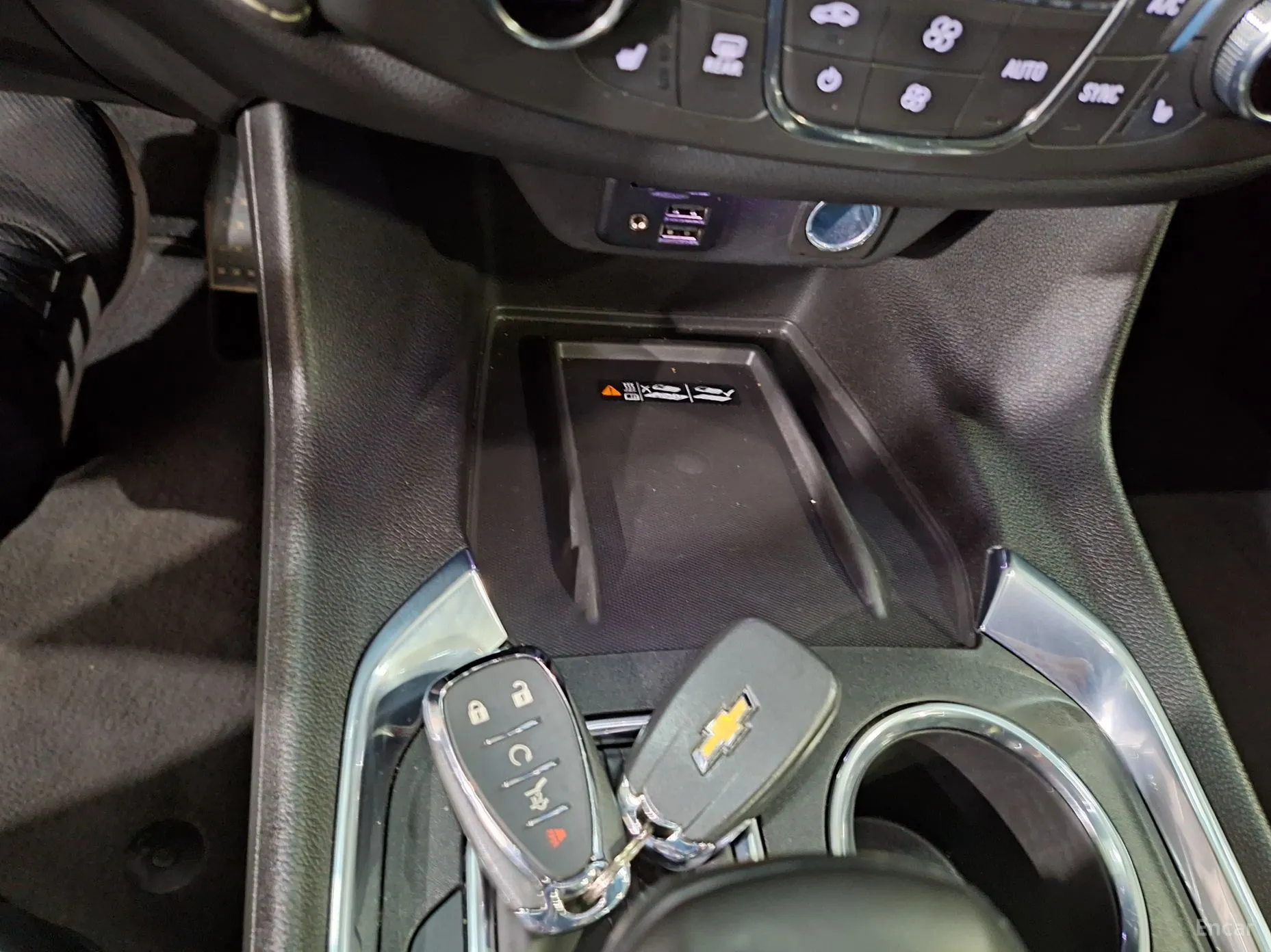 Chevrolet (GM Daewoo) Traverse превью 16