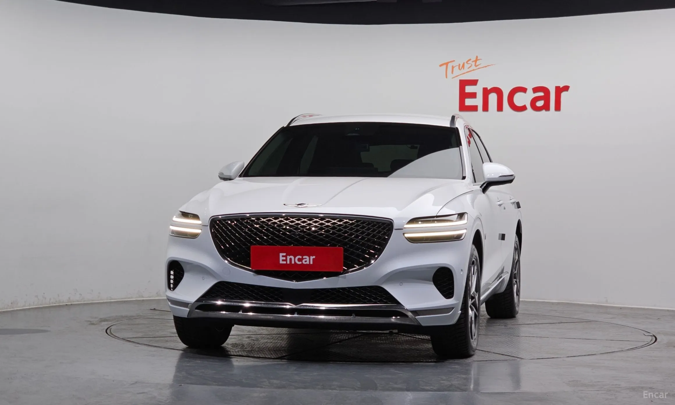 Genesis GV70 превью 3