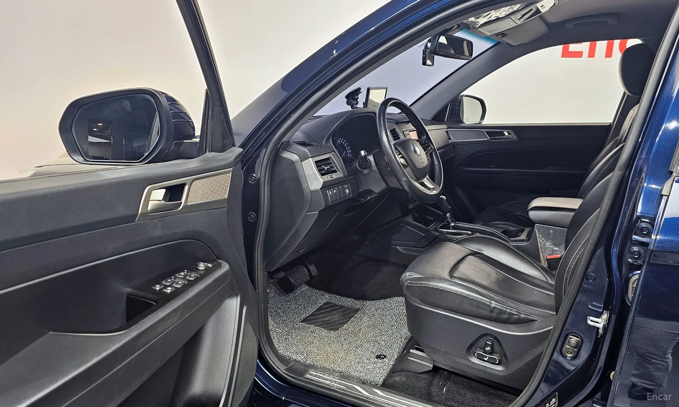 KG Mobility (SsangYong) Rexton Sports превью 11