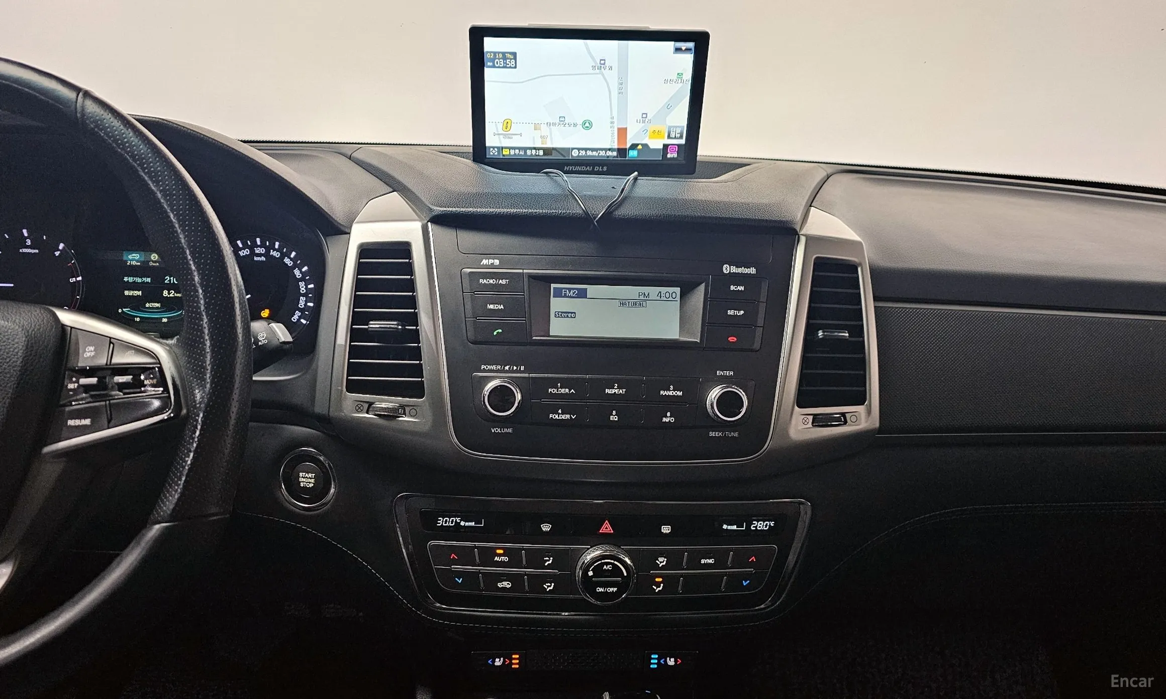 KG Mobility (SsangYong) Rexton Sports превью 15