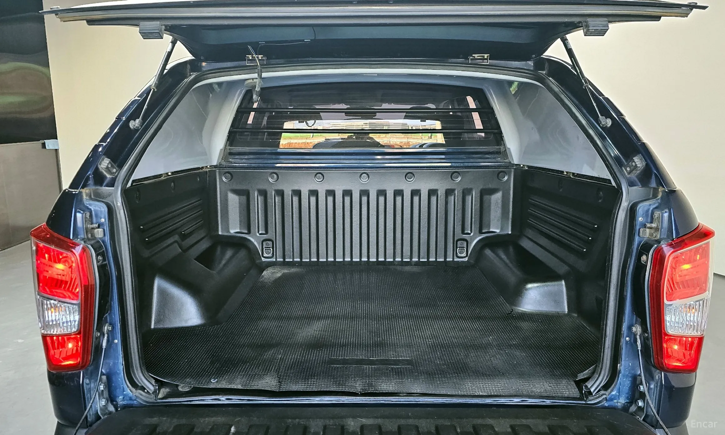 KG Mobility (SsangYong) Rexton Sports превью 20