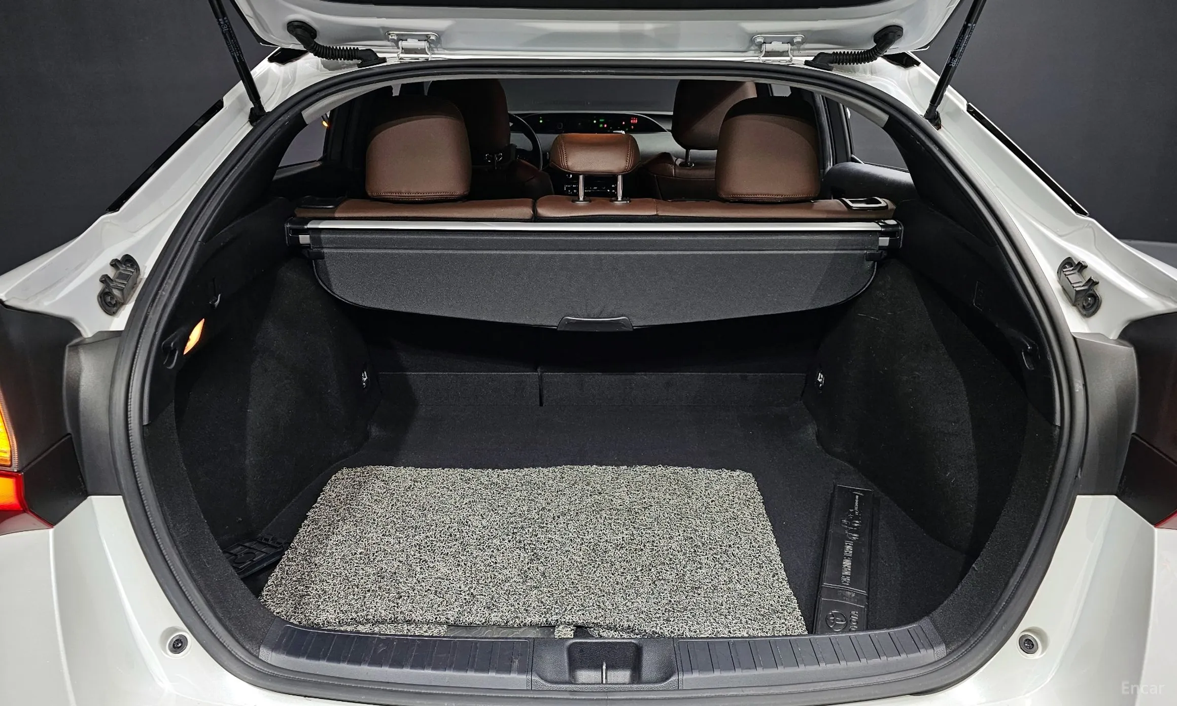 Toyota Prius 4th Generation превью 20