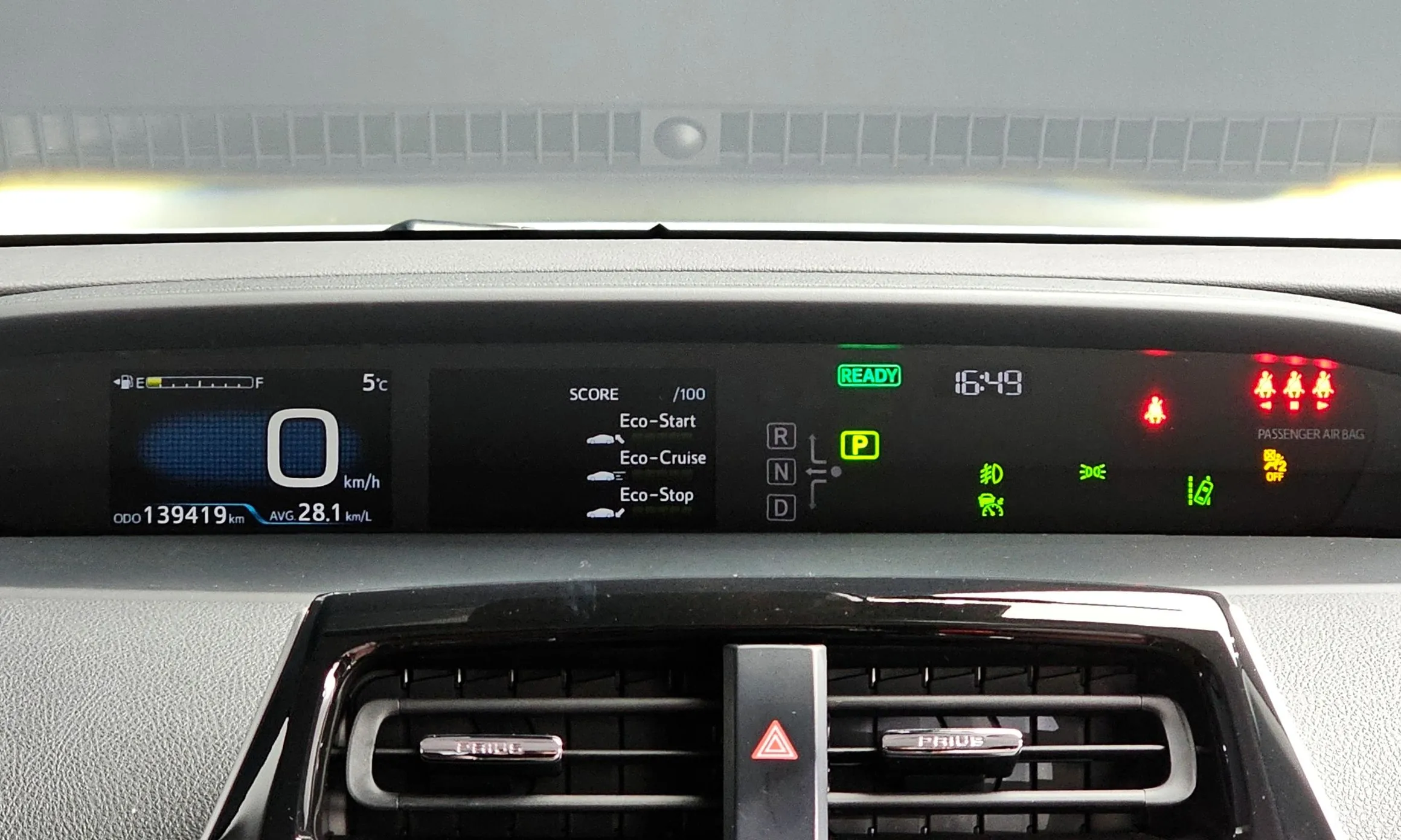 Toyota Prius 4th Generation превью 8
