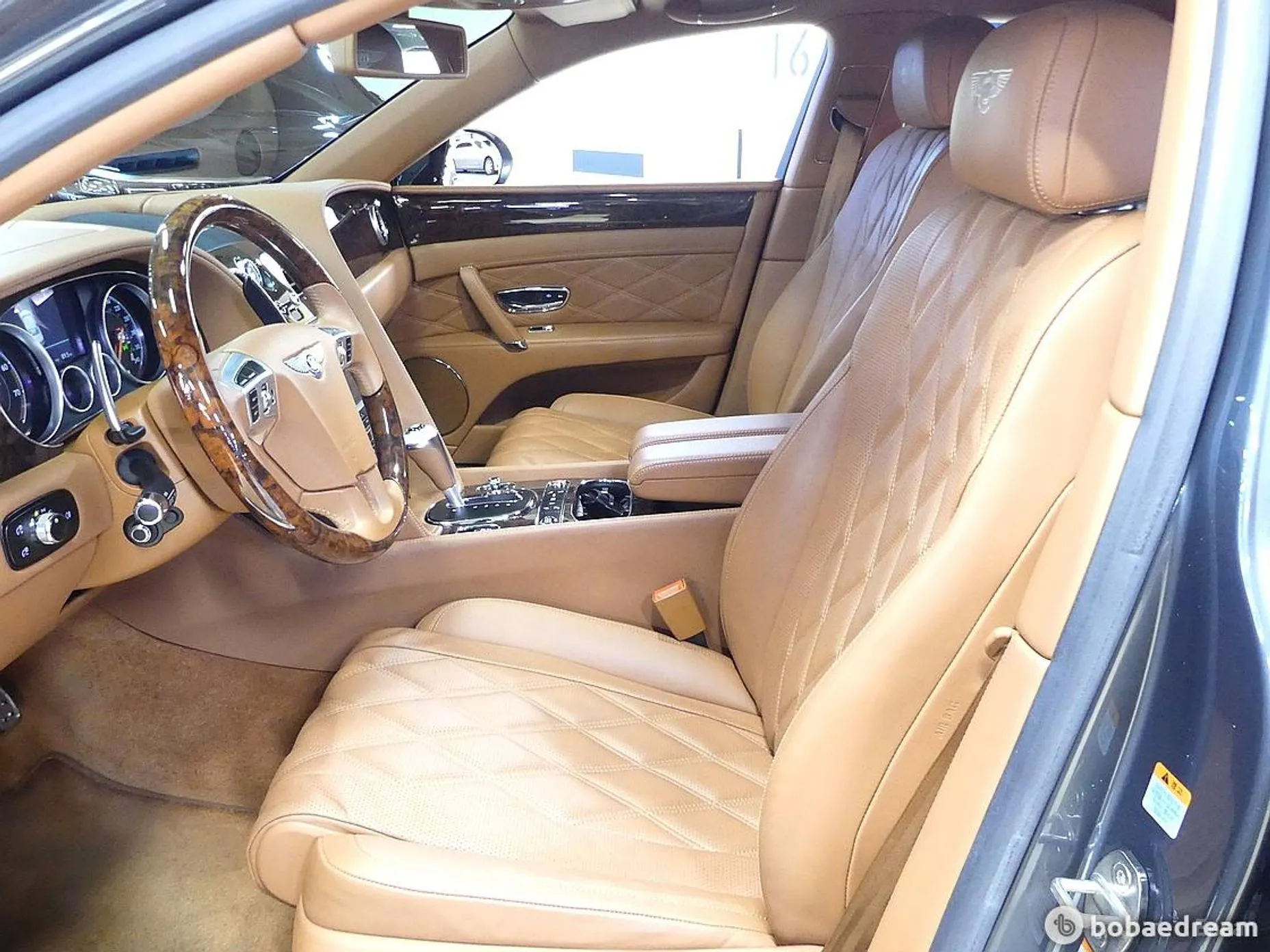 Bentley Flying Spur 2nd Generation превью 10