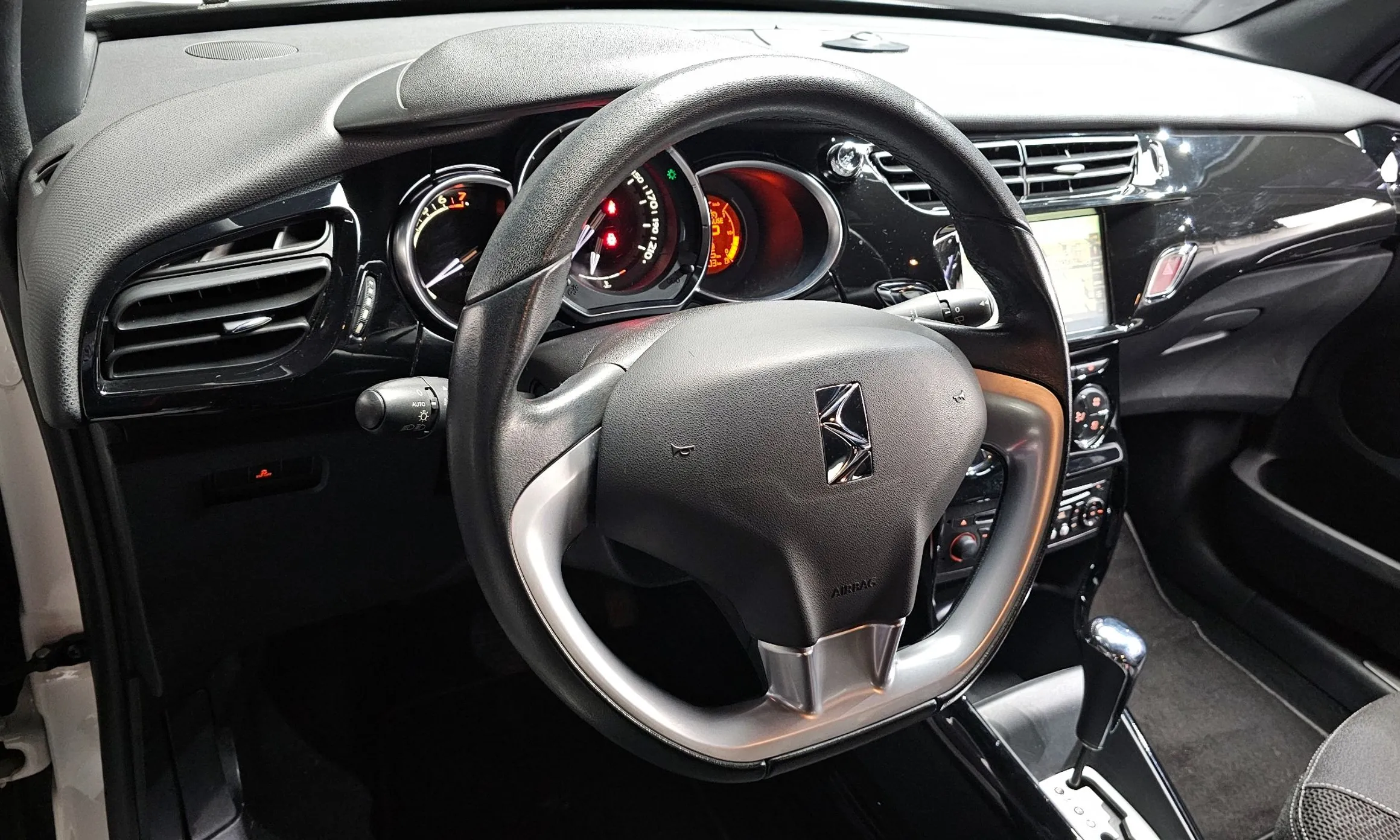 Citroën/DS DS3 превью 13