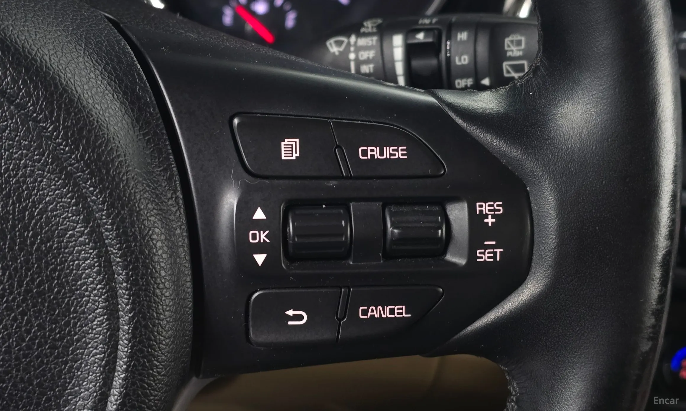 Kia Carnival превью 14