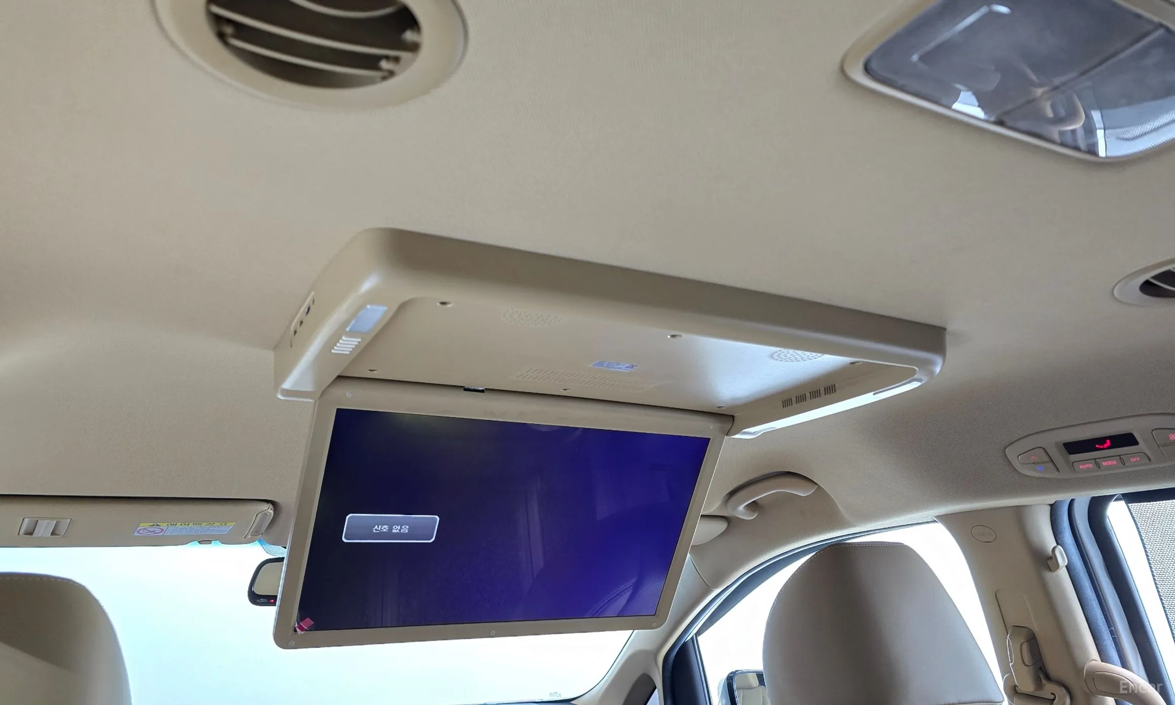 Kia Carnival превью 19