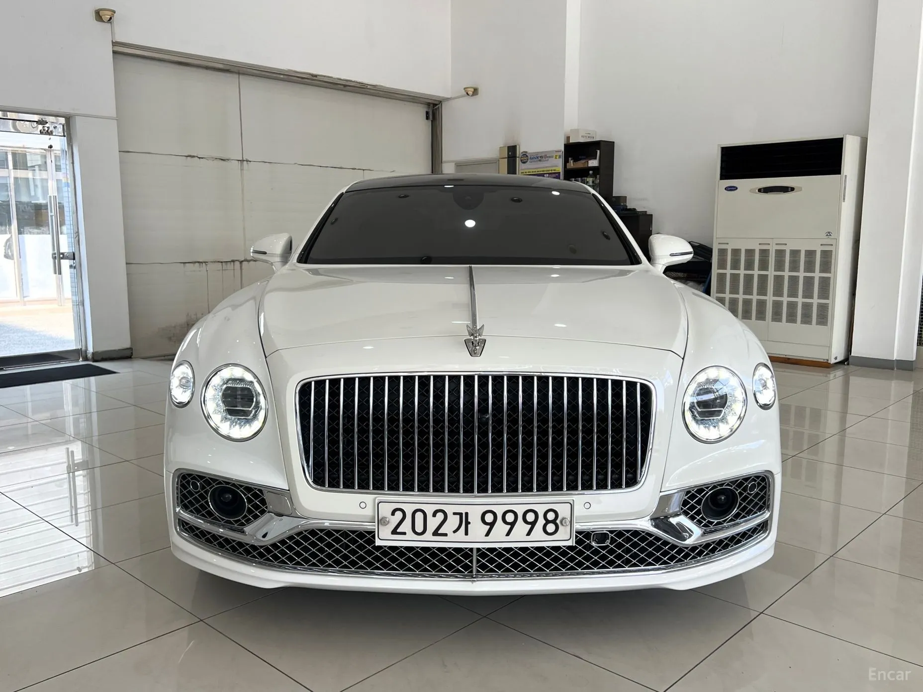 Bentley Flying Spur 3rd Generation превью 3