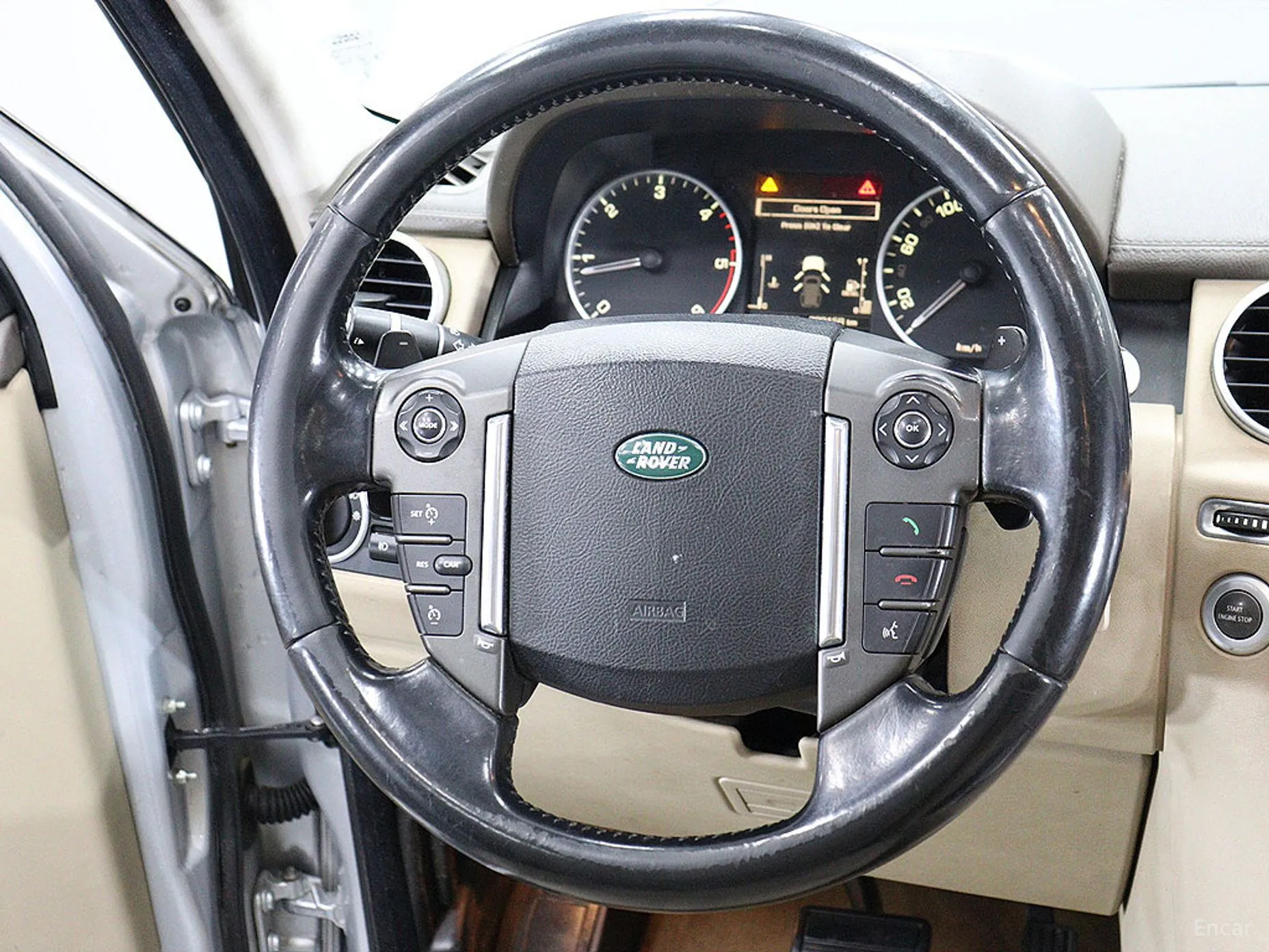 Land Rover Discovery 4 превью 16