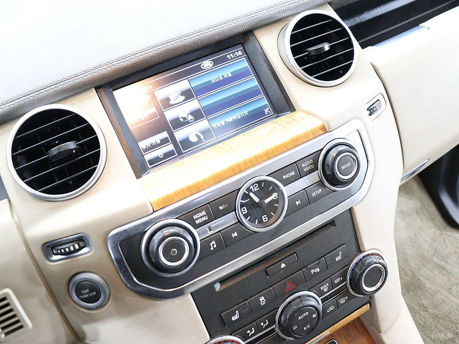 Land Rover Discovery 4 превью 8