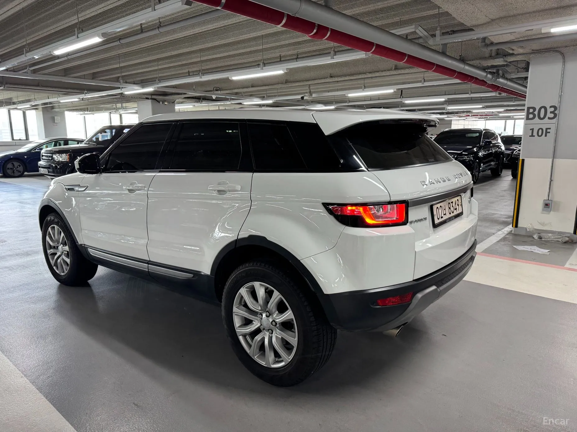 Land Rover Range Rover Evoque превью 4