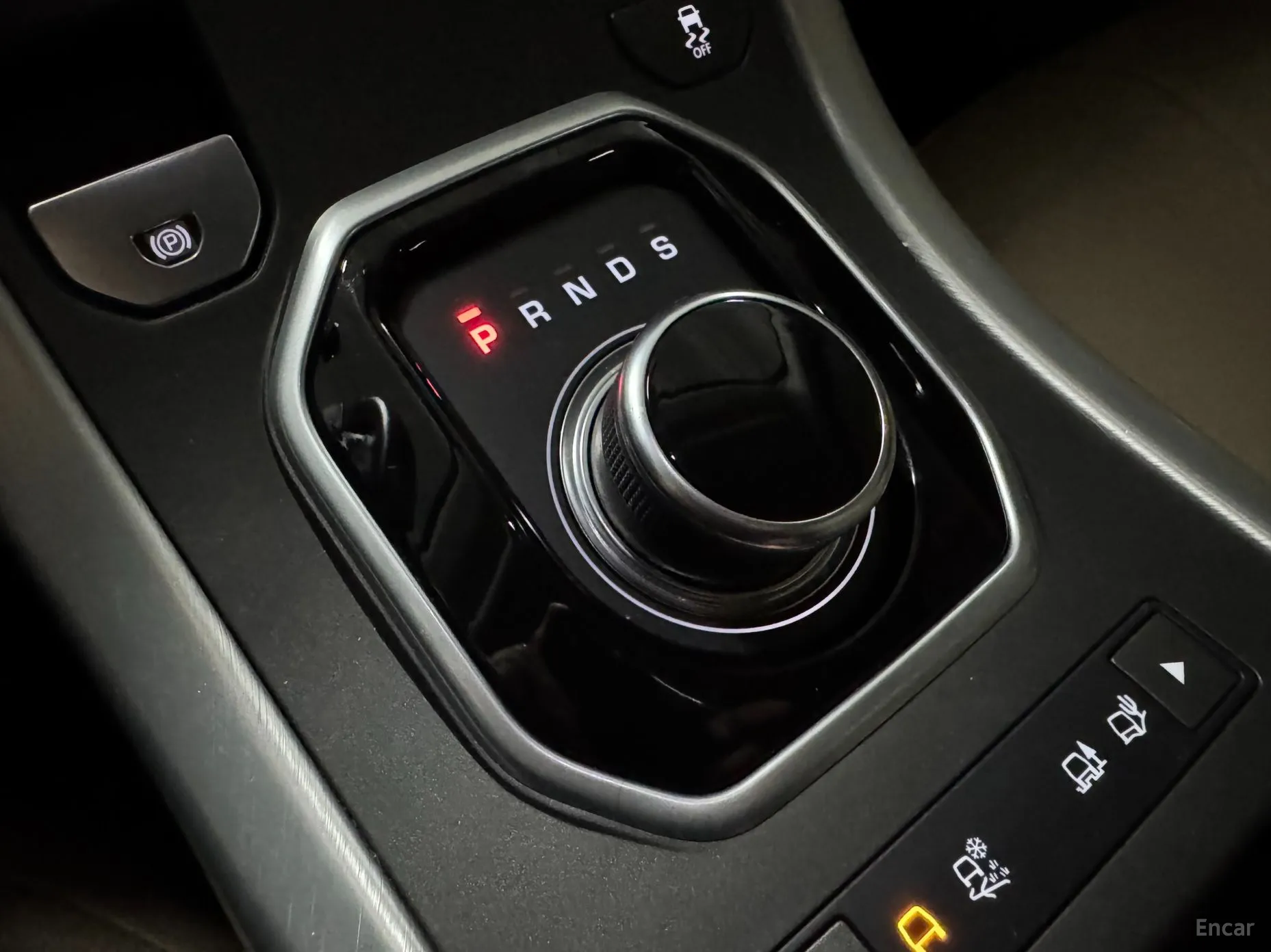 Land Rover Range Rover Evoque превью 9