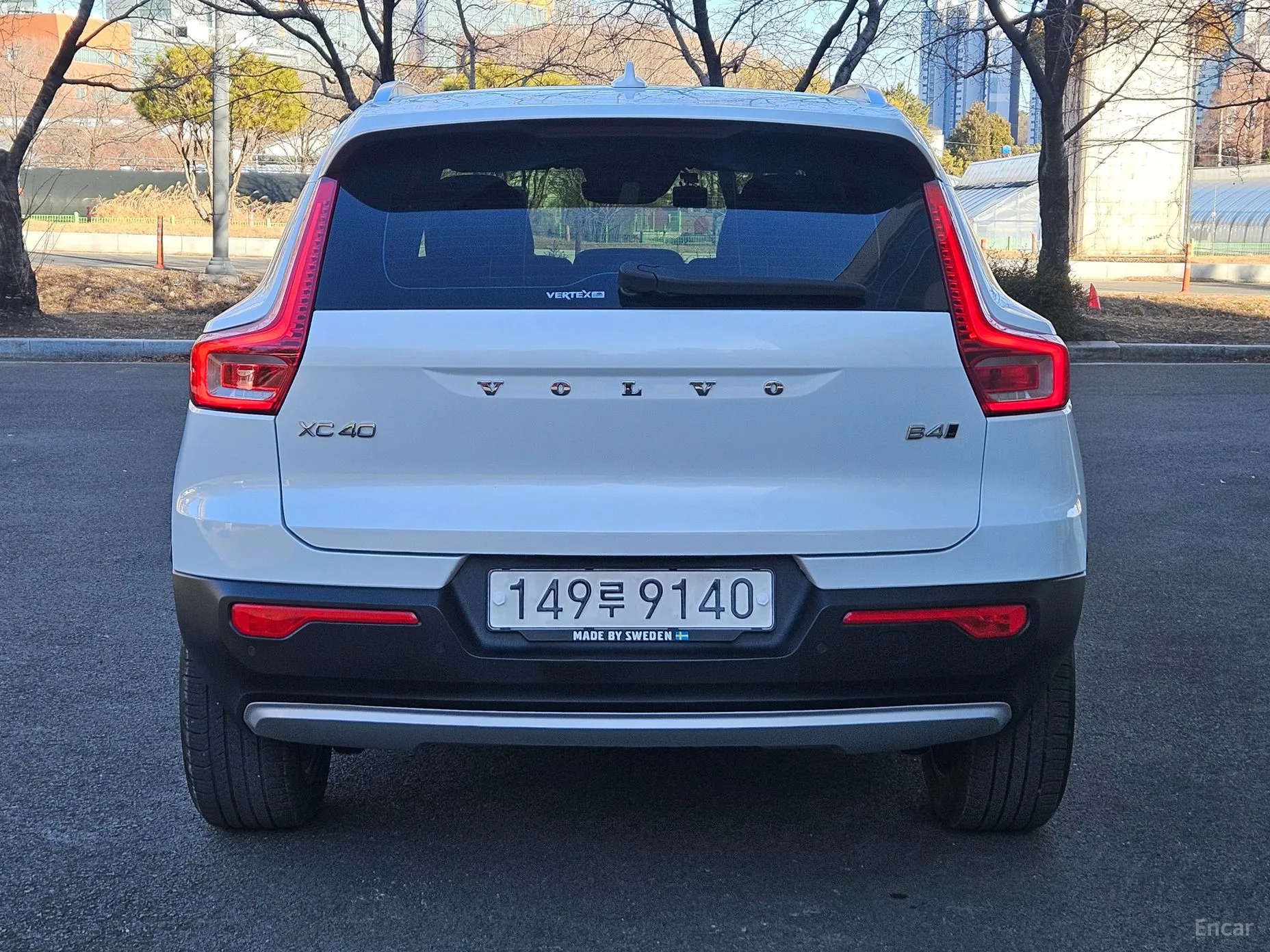 Volvo XC40 превью 4