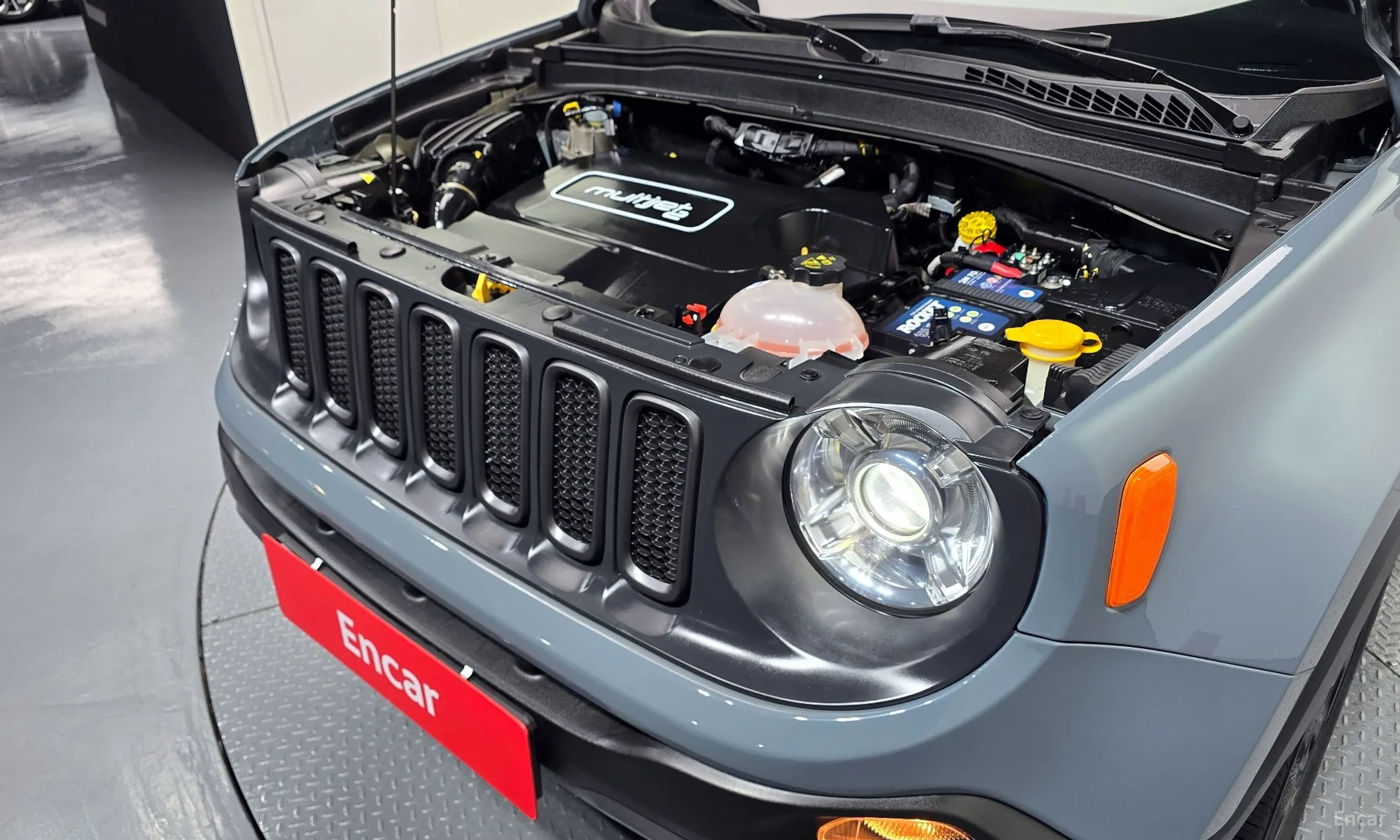 Jeep Renegade превью 6