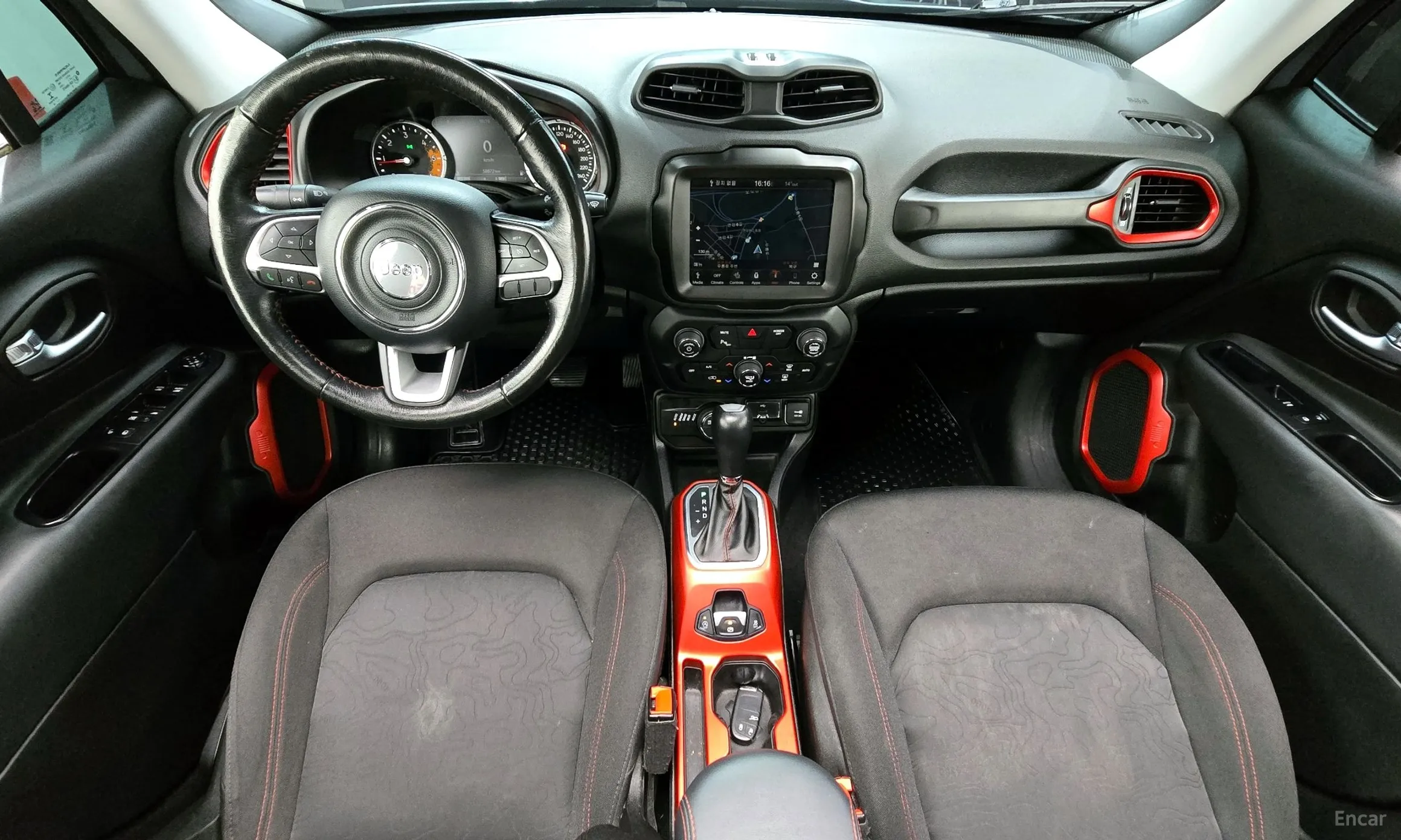 Jeep Renegade превью 7