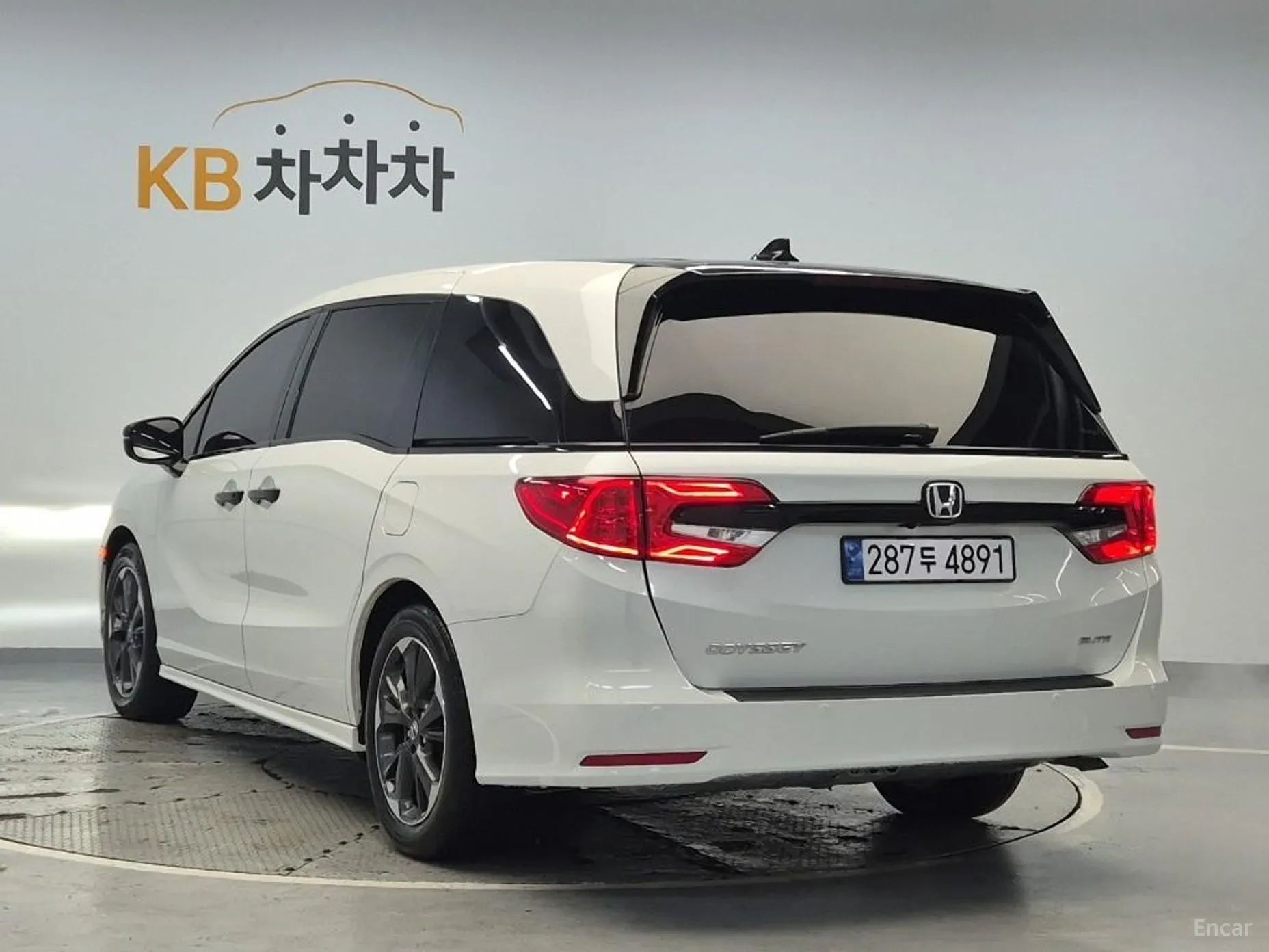 Honda Odyssey превью 4