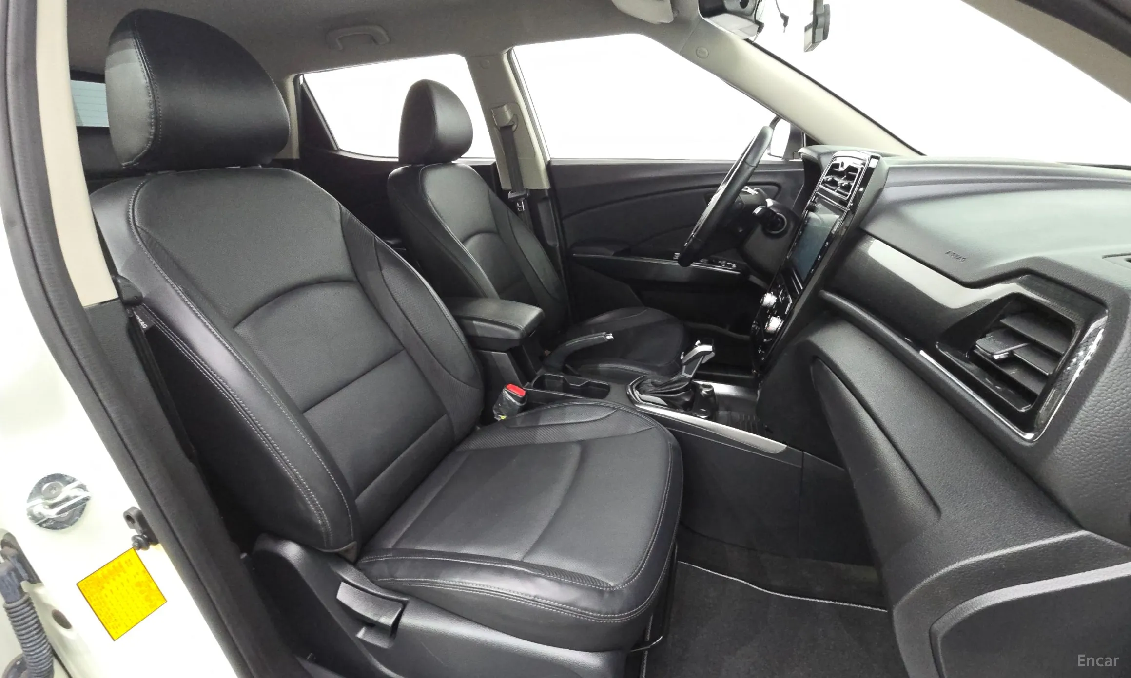 KG Mobility (SsangYong) Berry New Tivoli превью 11