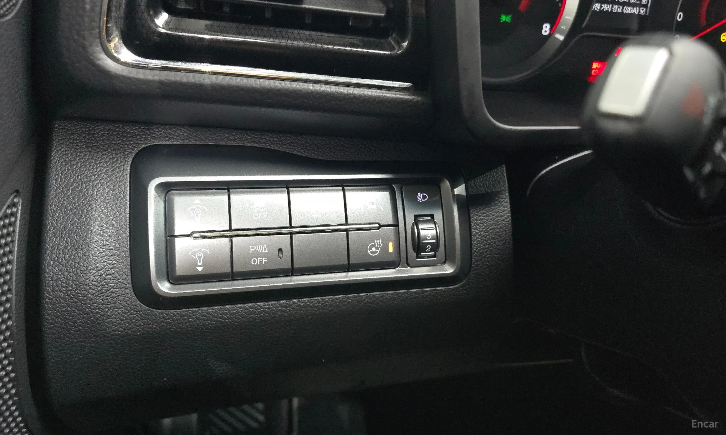 KG Mobility (SsangYong) Berry New Tivoli превью 17