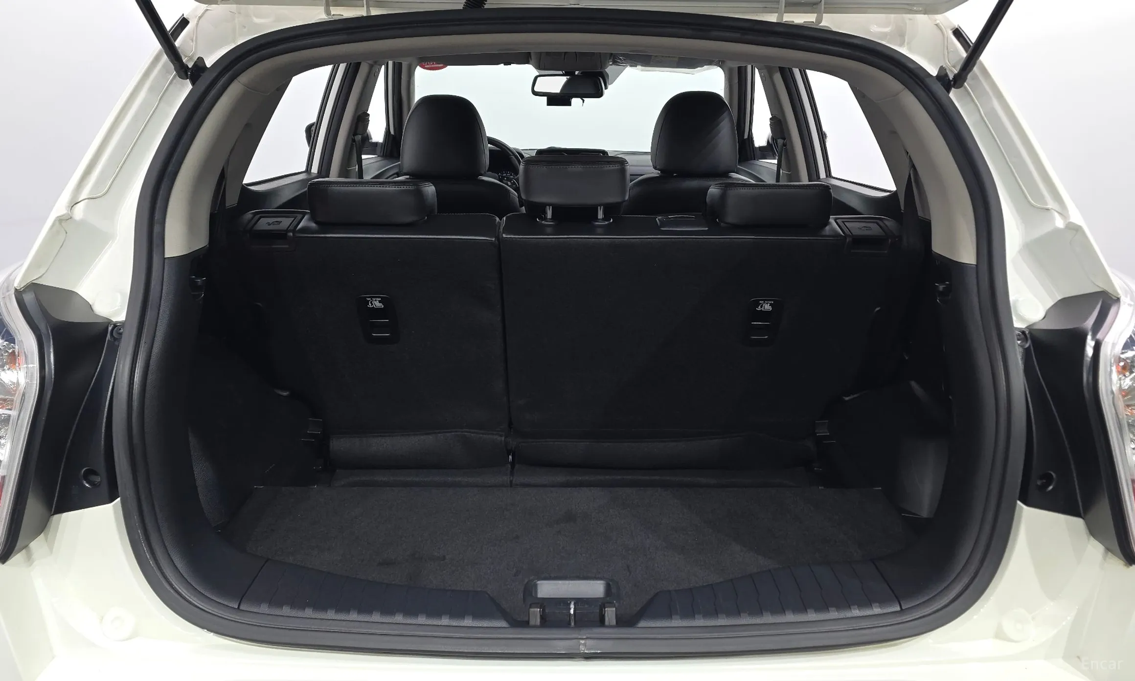 KG Mobility (SsangYong) Berry New Tivoli превью 20
