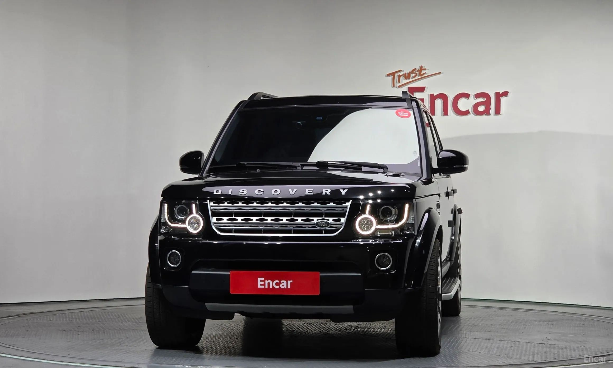 Land Rover Discovery 4 превью 3