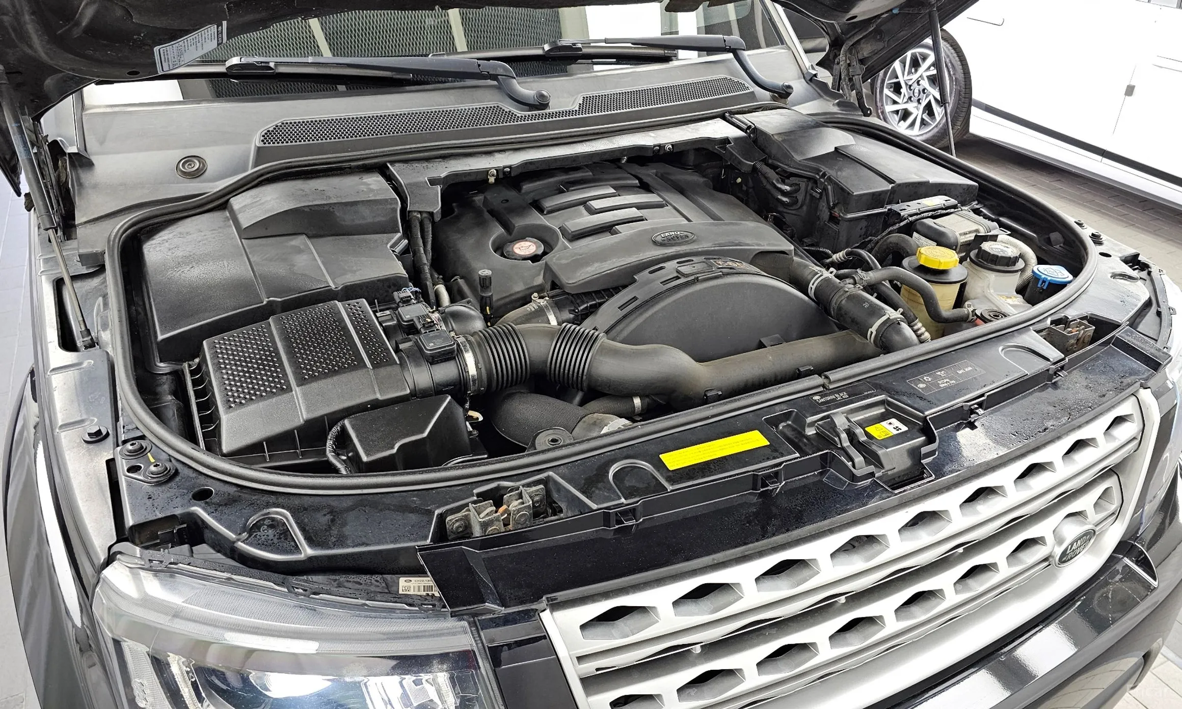 Land Rover Discovery 4 превью 6