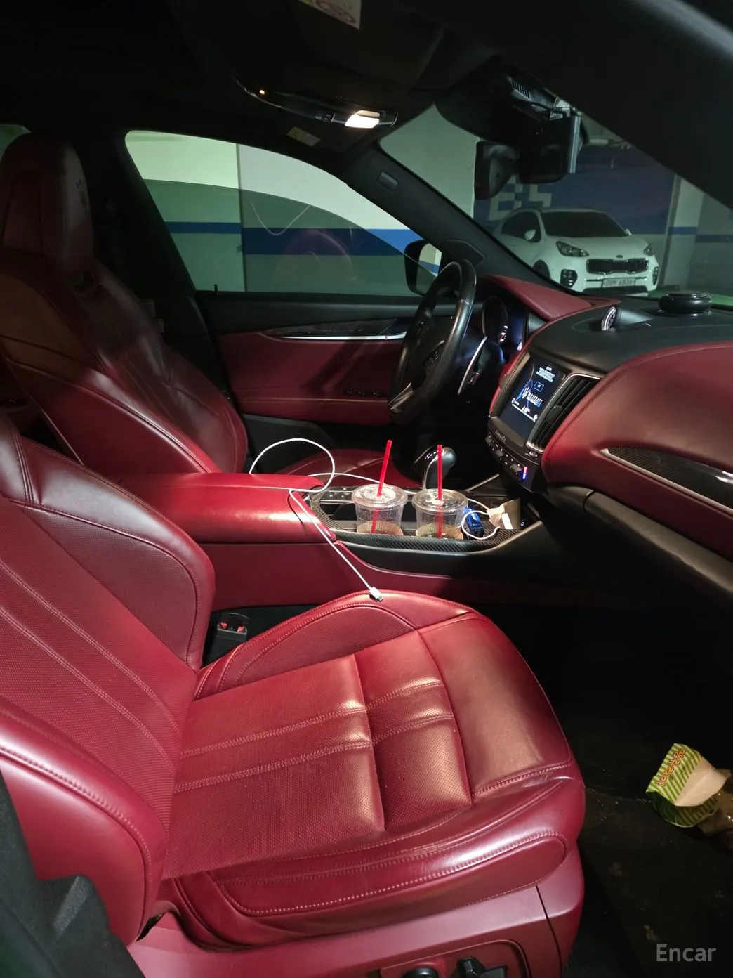 Maserati Levante превью 11