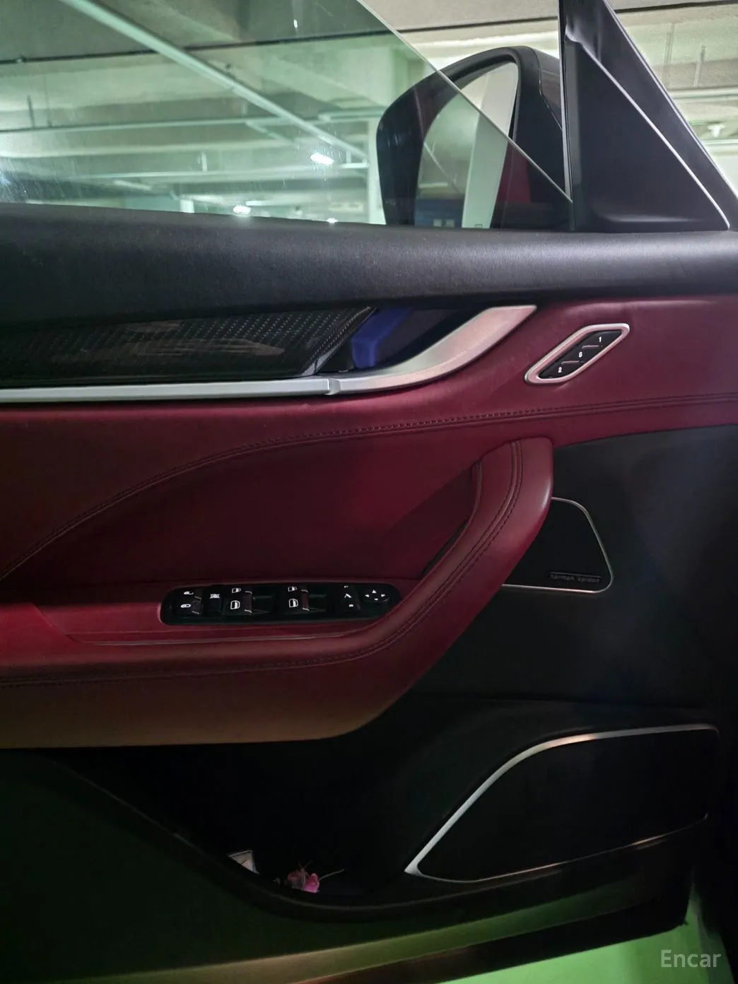 Maserati Levante превью 14