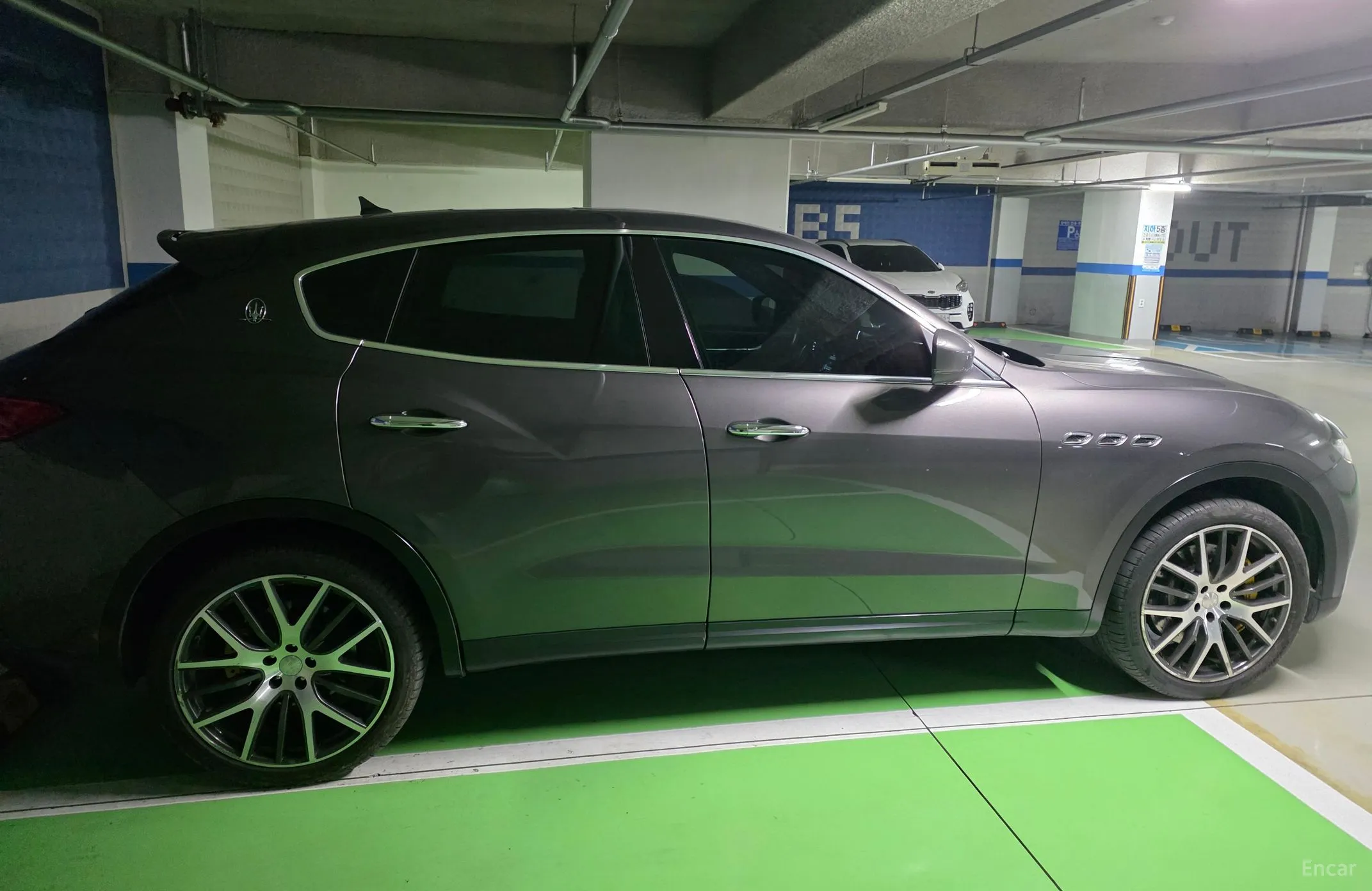 Maserati Levante превью 3