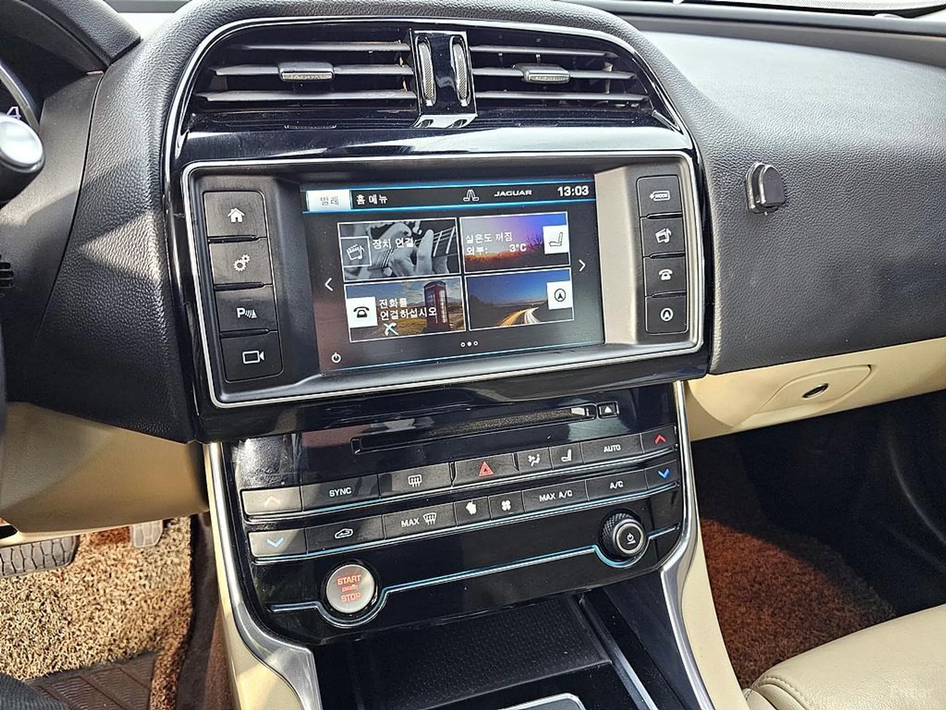 Jaguar XE превью 14