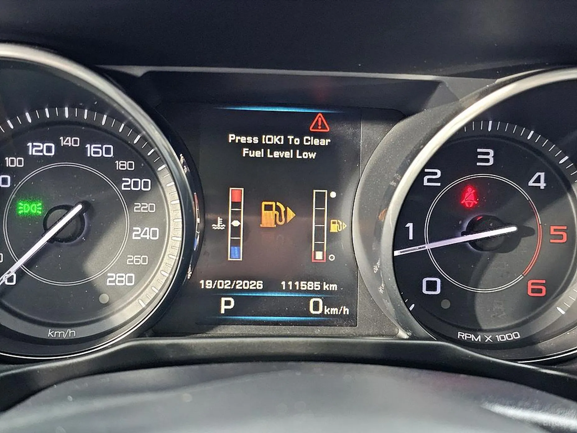 Jaguar XE превью 7