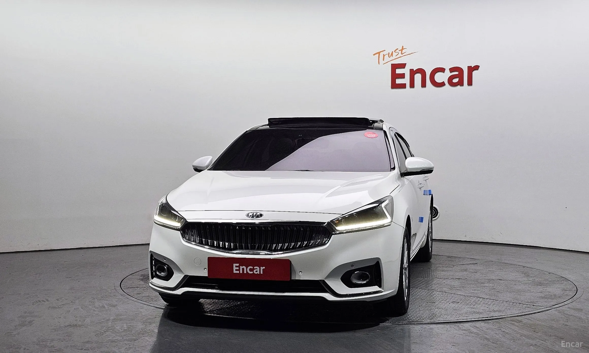 Kia K7 превью 3