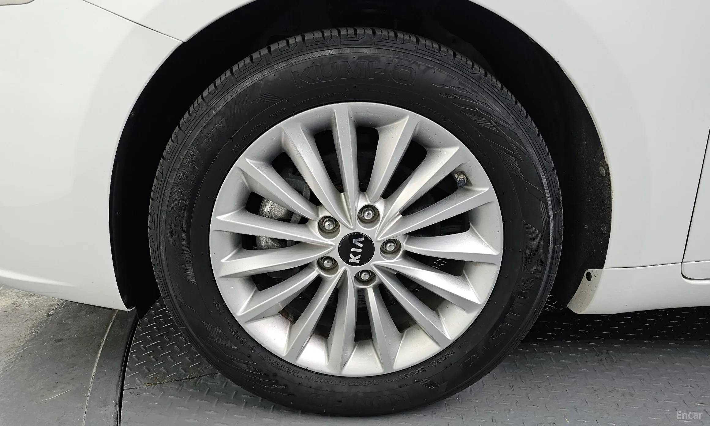 Kia K7 превью 5
