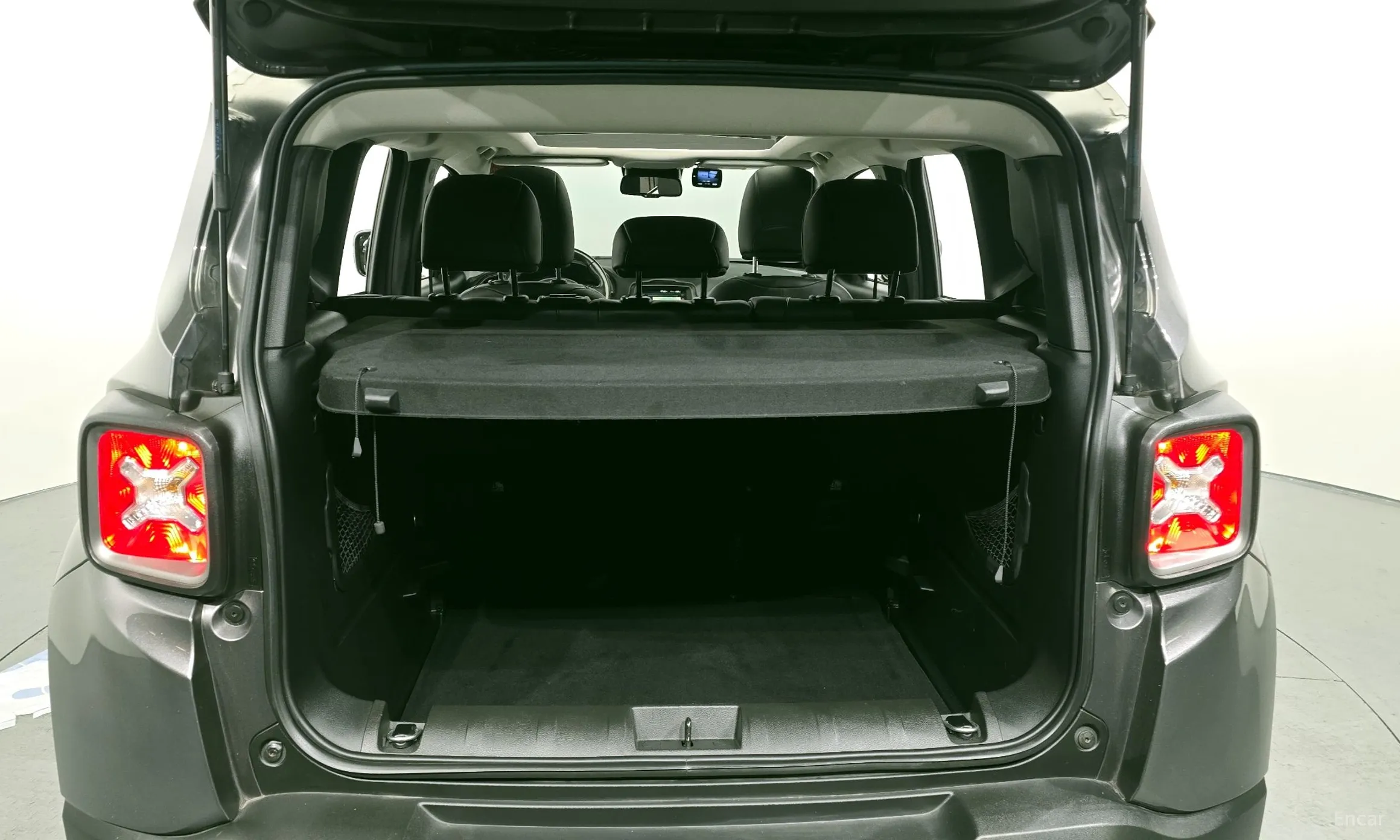 Jeep Renegade превью 20