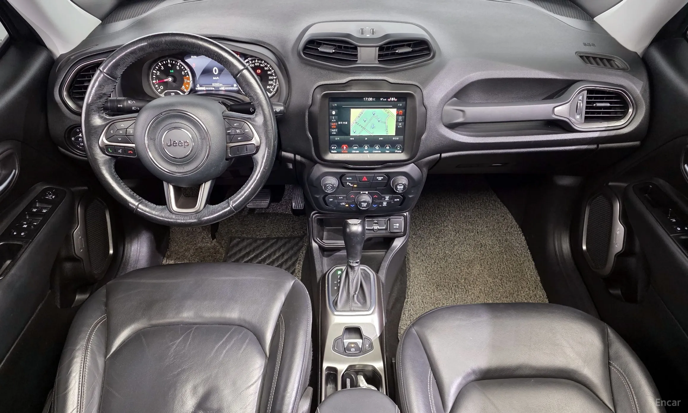 Jeep Renegade превью 7