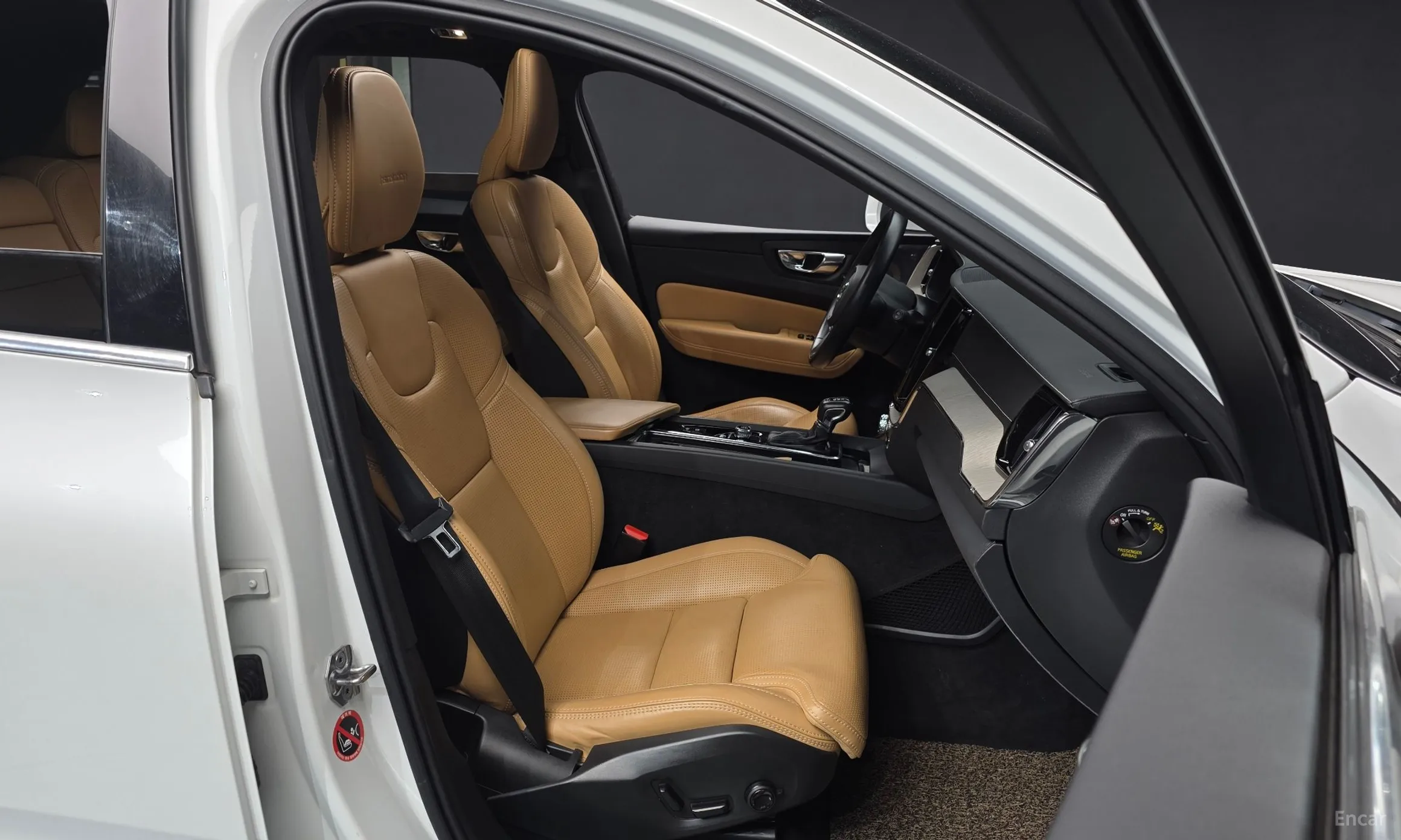 Volvo XC60 Gen 2 превью 10