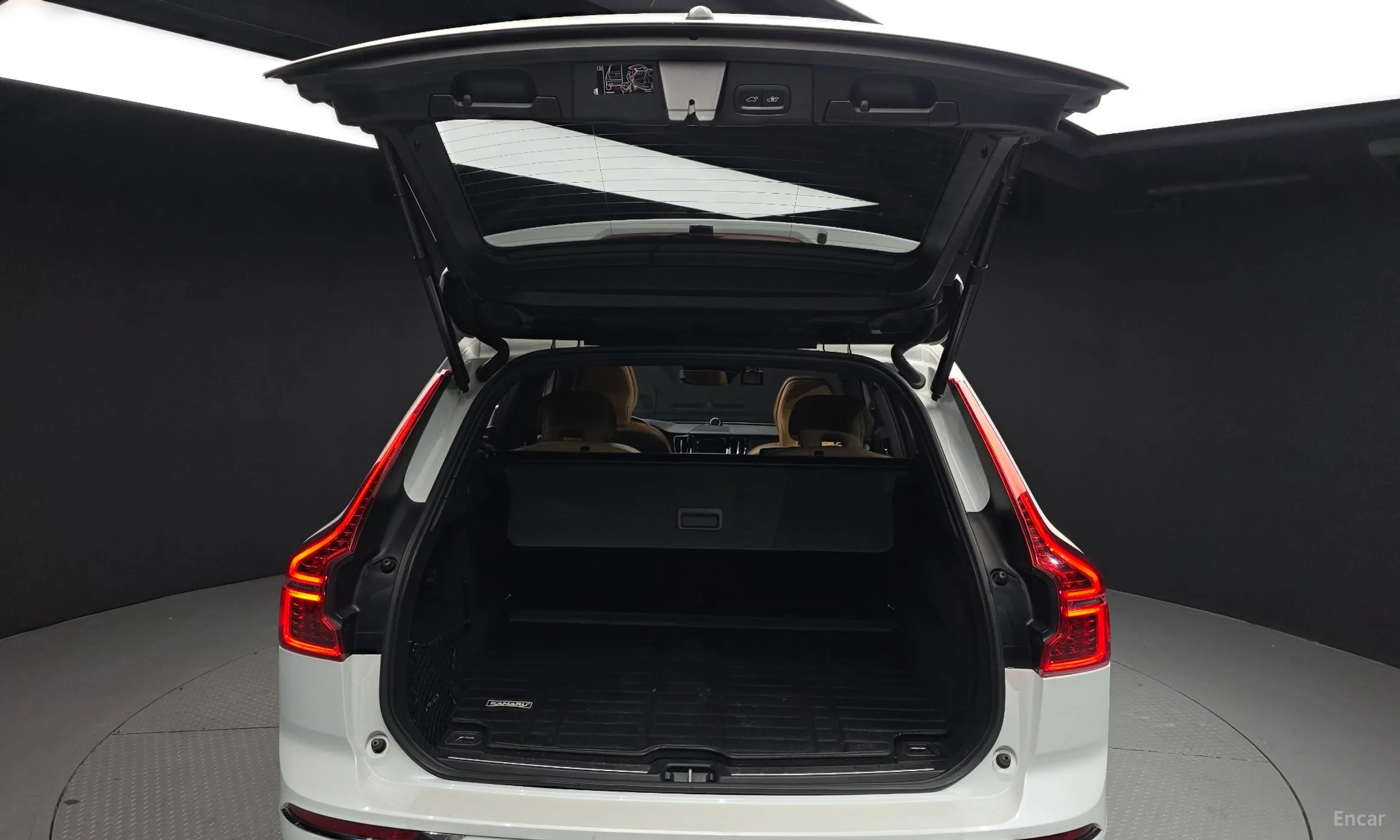 Volvo XC60 Gen 2 превью 20