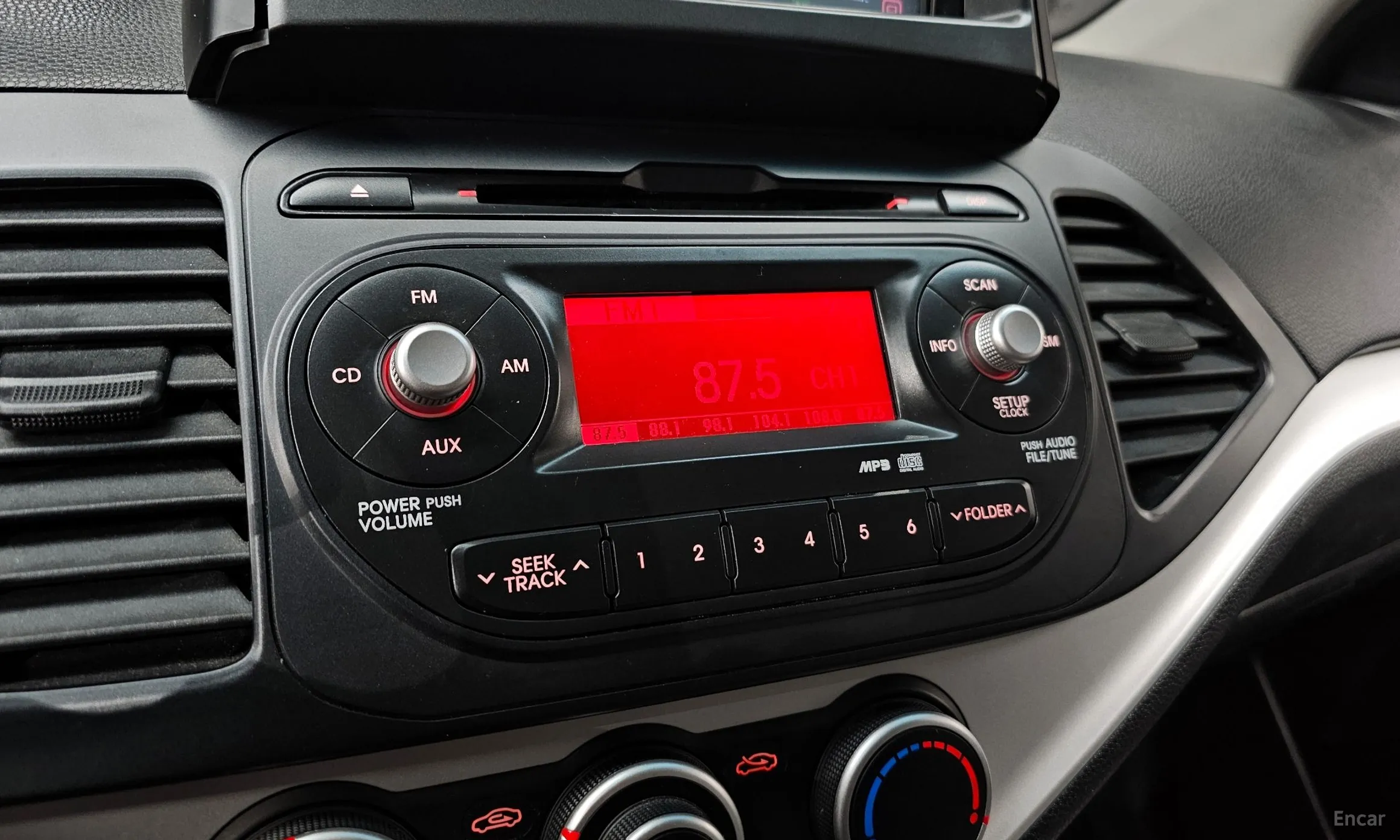 Kia morning превью 16