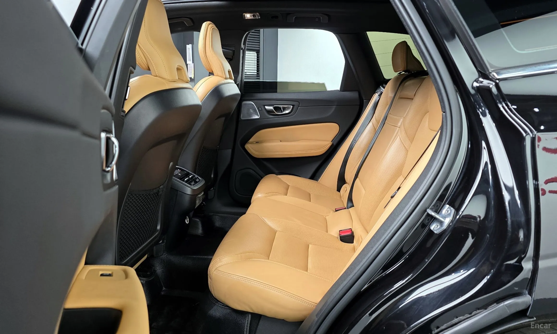 Volvo XC60 Gen 2 превью 12