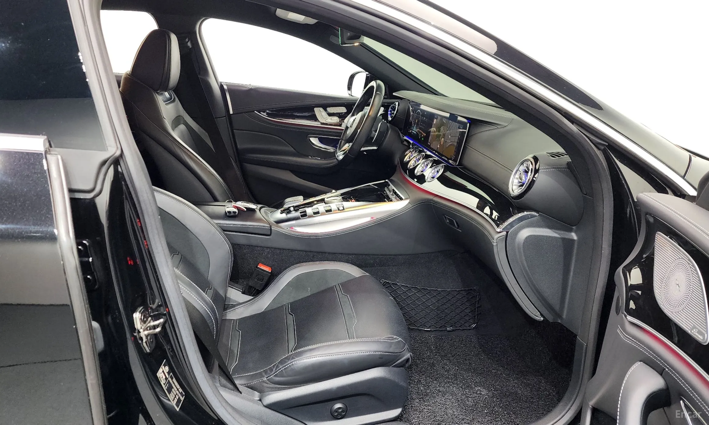 Mercedes Benz AMG GT превью 11